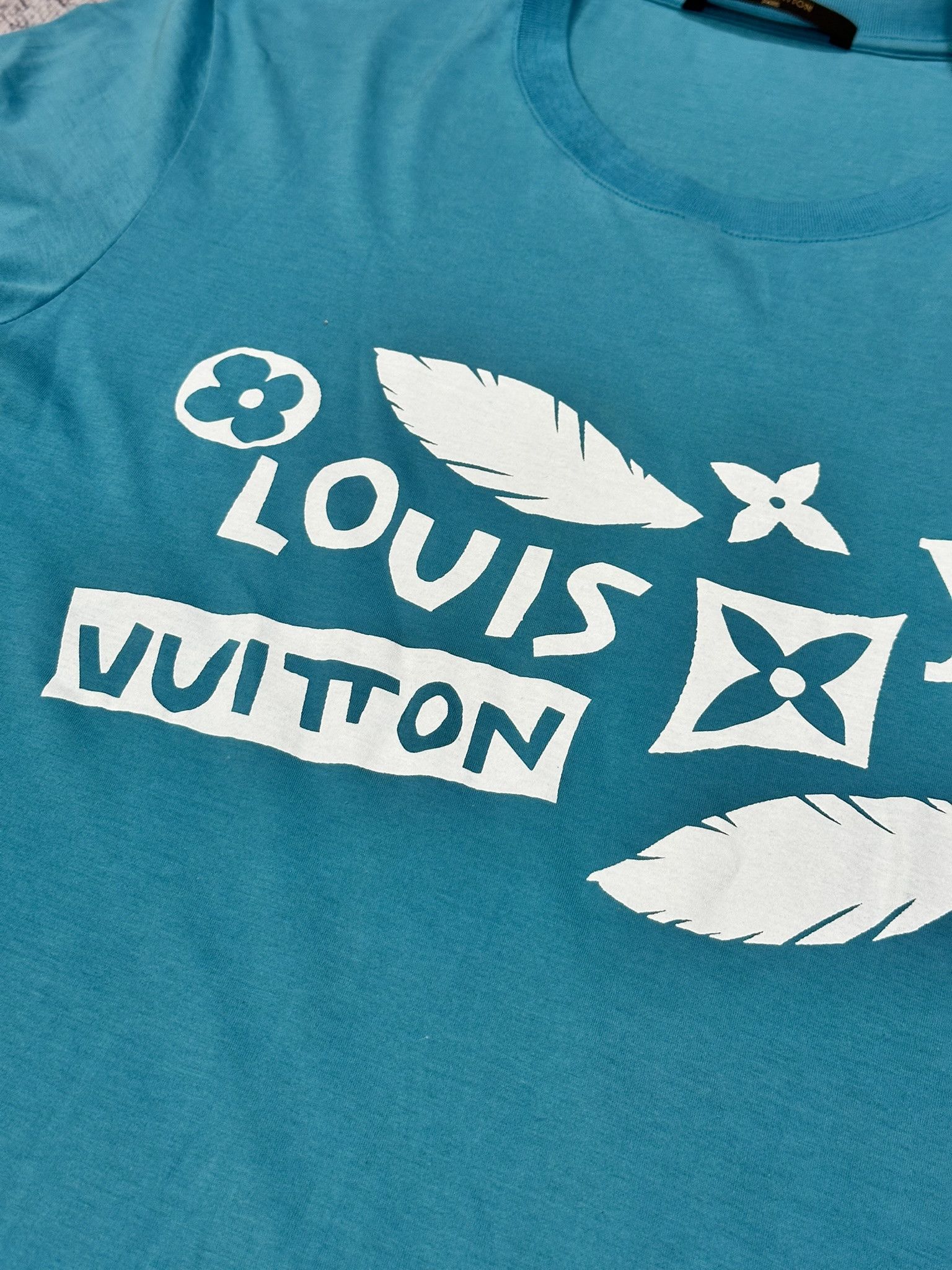 Louis Vuitton Louis Vuitton T-Shirt Feathers LV Logo Print Blue Size M / US 6-8 / IT 42-44 - 6 Thumbnail