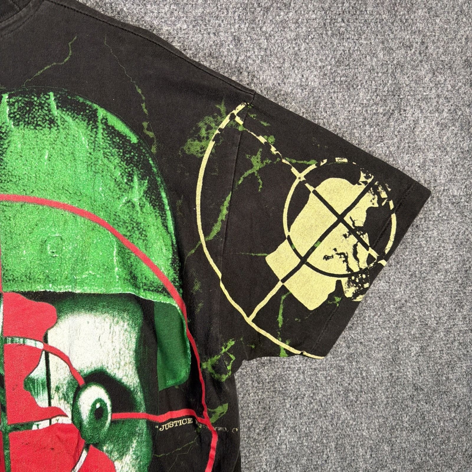 Band Tees Vintage Public Enemy Shirt Mens XL Black 90s AOP Skull Rare Size US XL / EU 56 / 4 - 12 Thumbnail