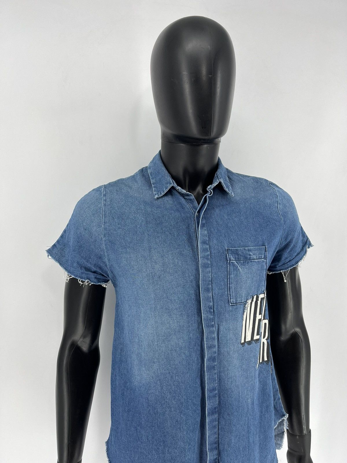 Zara ZARA TRAFALUC NEW ART shirt with frayed edges Size US XS / EU 42 / 0 - 3 Thumbnail