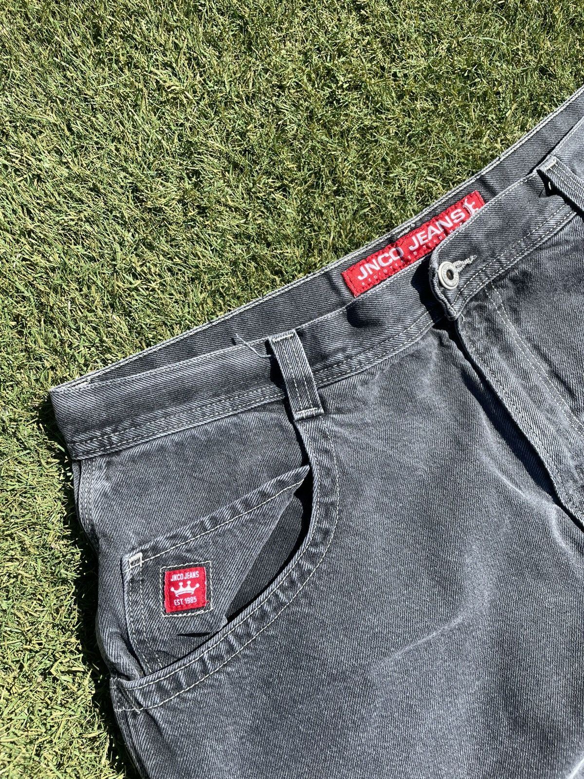 JNCO Vintage 90s Jnco jeans baggy black denim shorts skater jorts Size US 40 / EU 56 - 2 Thumbnail