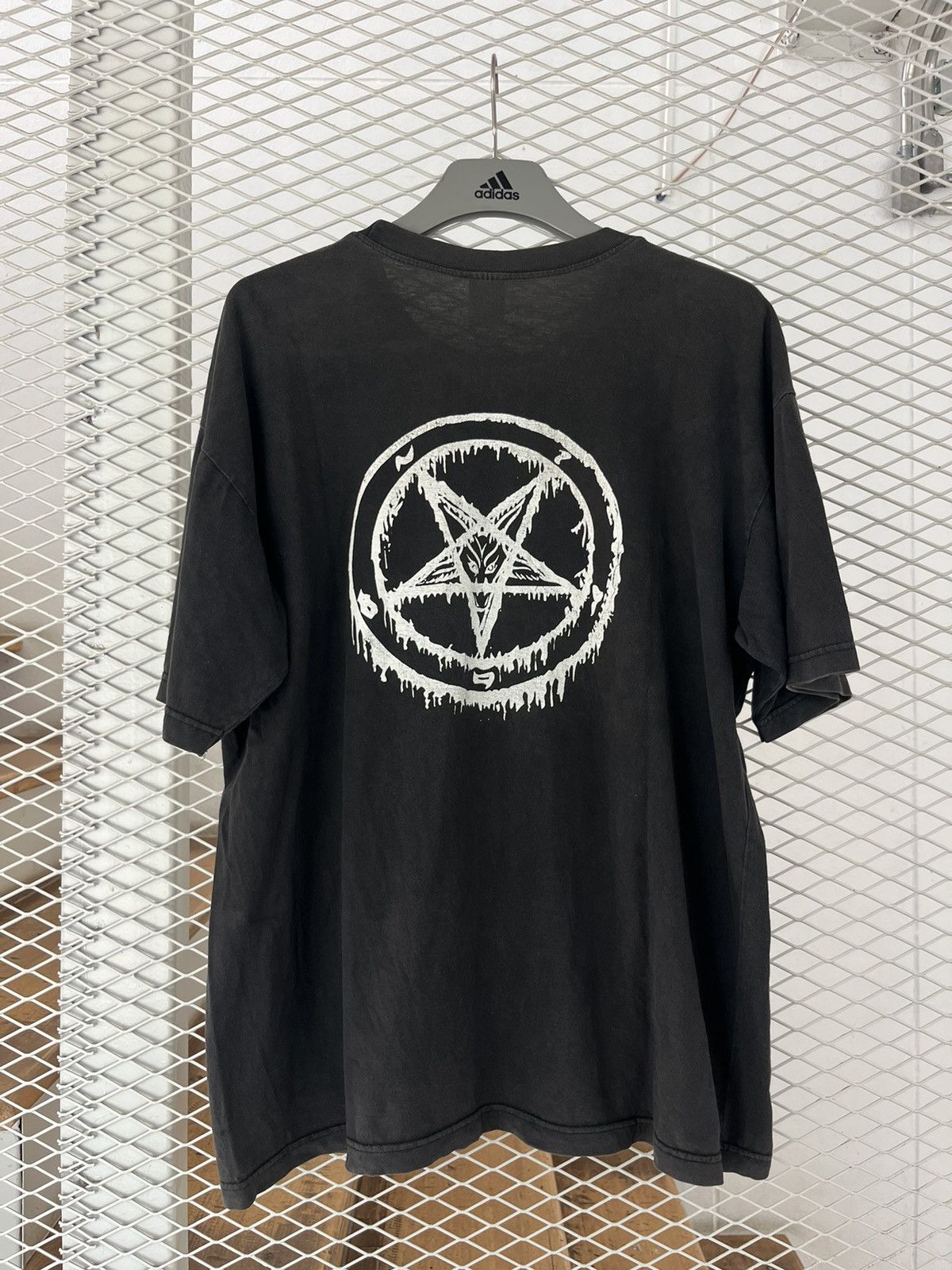 Band Tees × Vintage Vintage MAYHEM Black Metal Band Tshirt ( made in Thailand) Size US XL / EU 56 / 4 - 3 Thumbnail