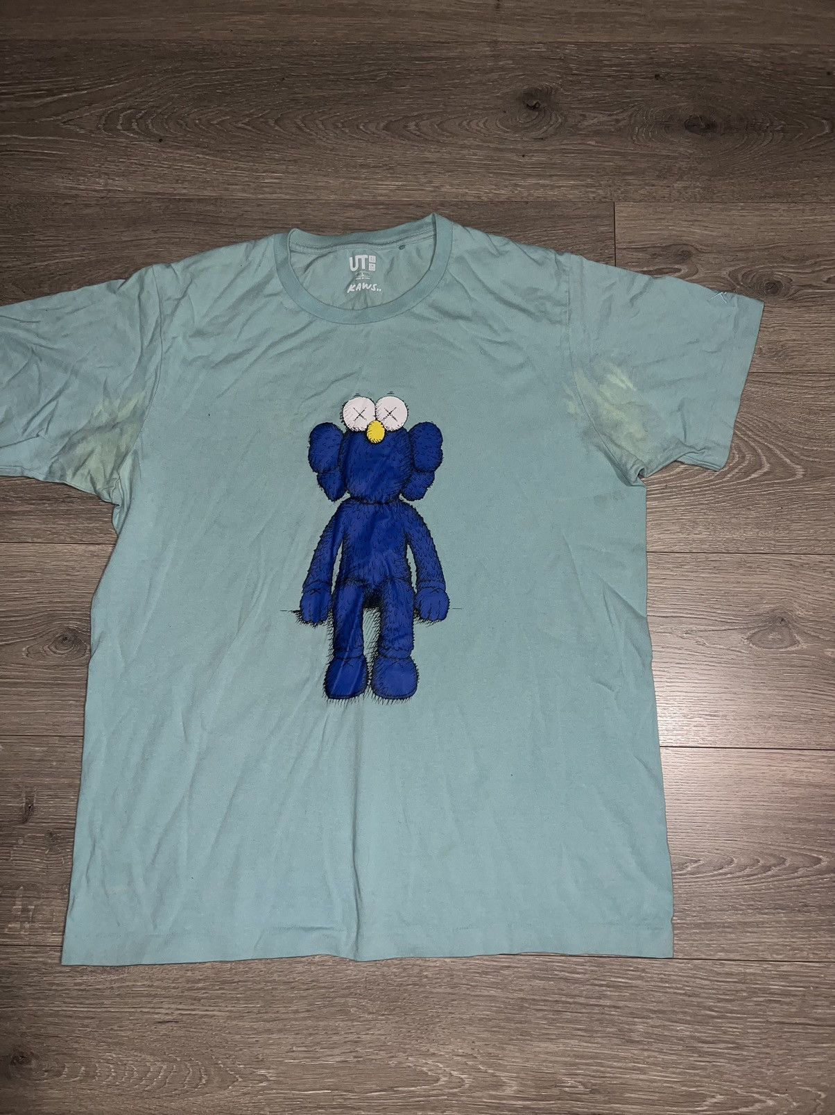 Kaws × Uniqlo Kaws x Uniqlo 2019 Collab Size US L / EU 52-54 / 3 - 1 Thumbnail