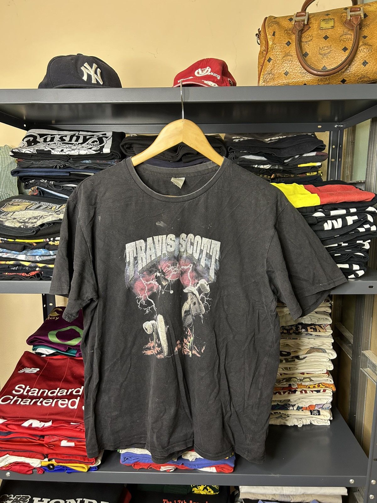 Band Tees Travis Scott 2015 Tour T-Shirt Astroworld Style Vintage Size US L / EU 52-54 / 3 - 1 Thumbnail