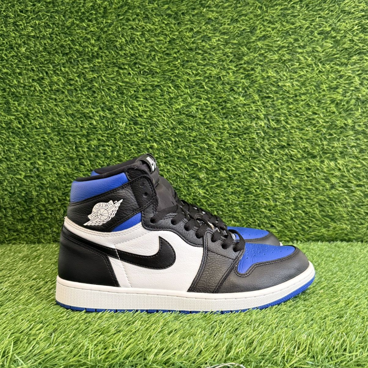 Jordan Brand Jordan 1 Retro High OG “Royal Toe” Size US 11 / EU 44 - 2 Thumbnail