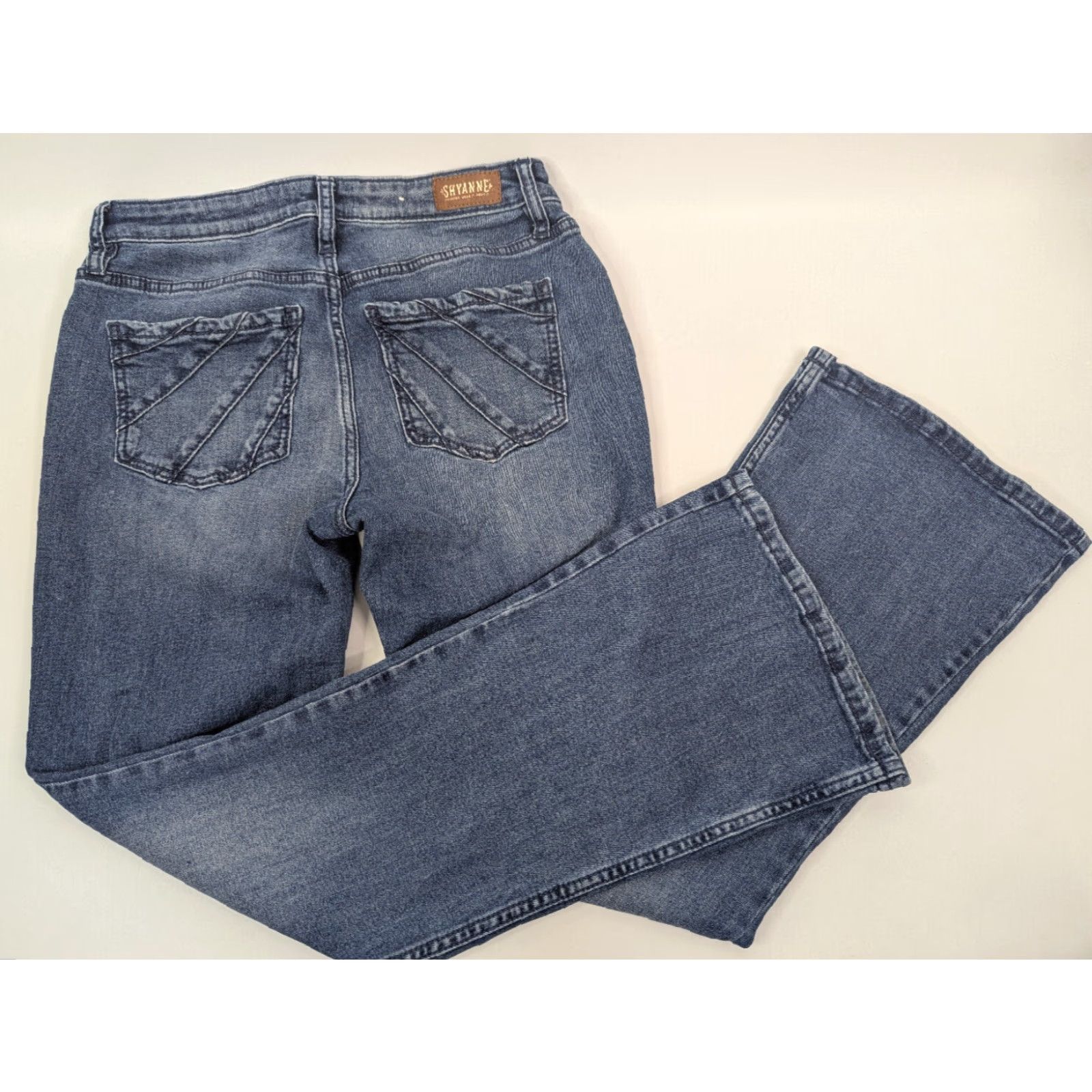 Vintage Shyanne Jeans Bootcut Denim 30 Women Blue Mid Basic 5-Pocket Stretch Comfort Logo Rhinestone Zipper Button Size 30" / US 8 / IT 44 - 2 Thumbnail