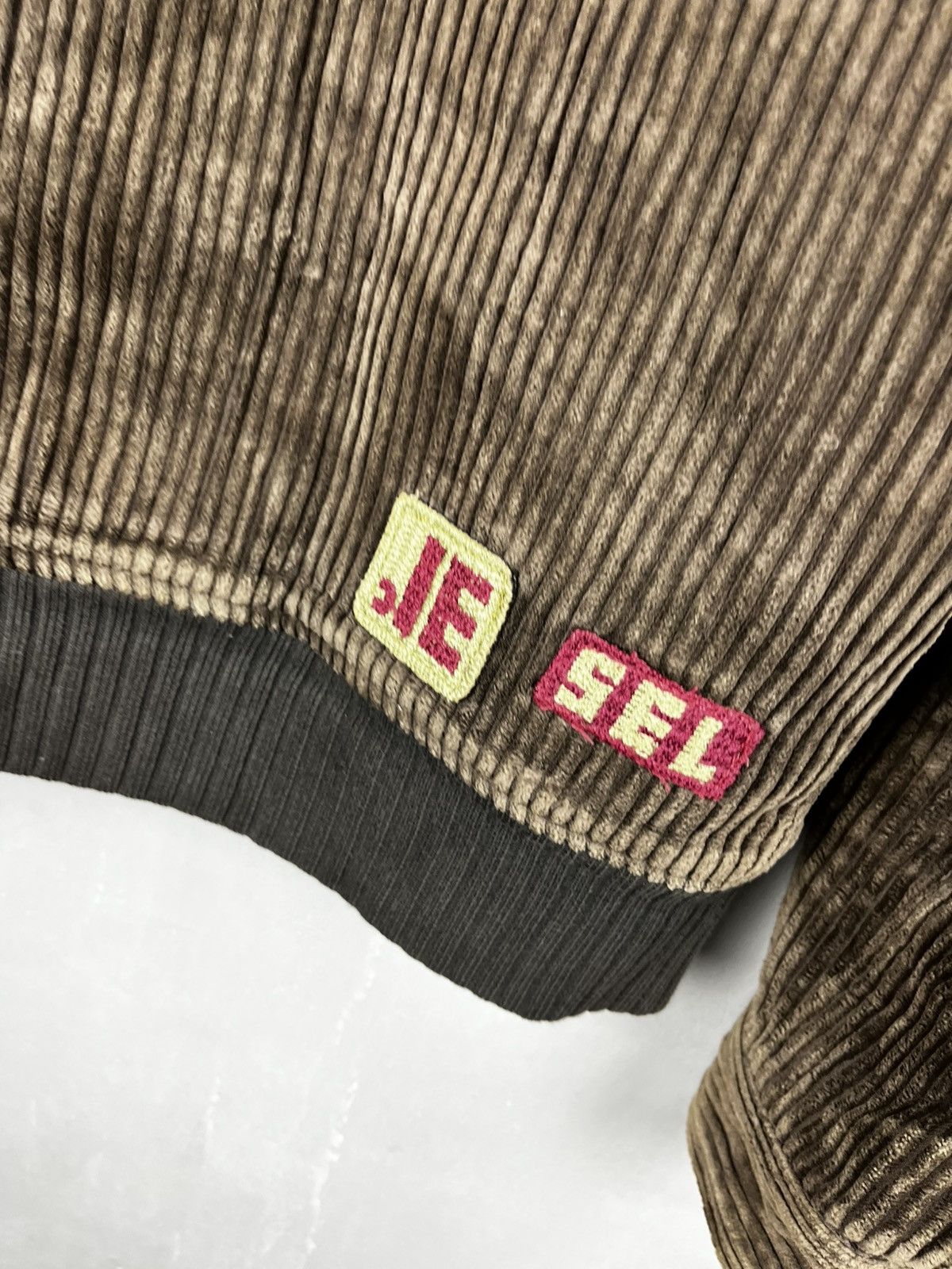 Diesel Vintage Diesel Bomber Jacket Corduroy Black Label Mens Size US M / EU 48-50 / 2 - 15 Thumbnail