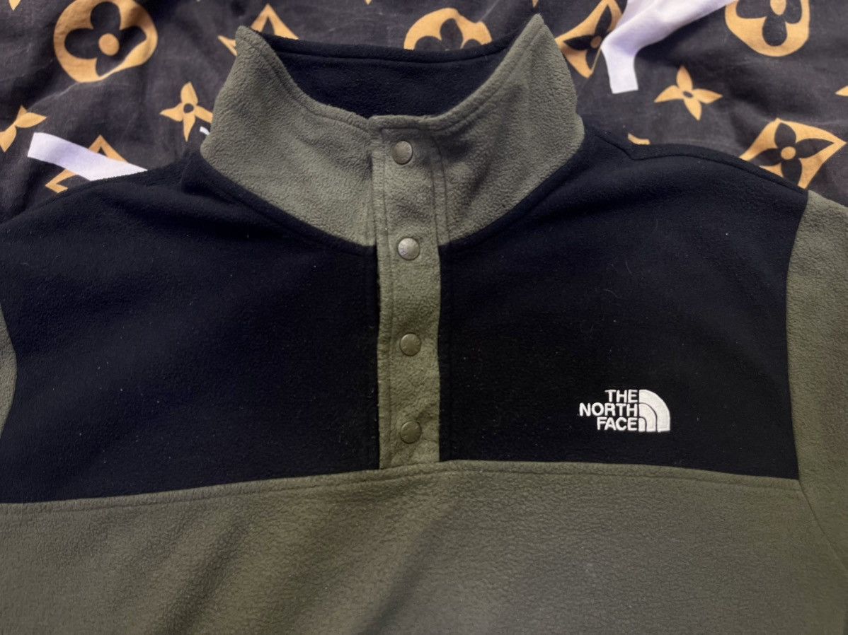 The North Face 🔥A quality sweatshirt for going outside Size US M / EU 48-50 / 2 - 3 Thumbnail