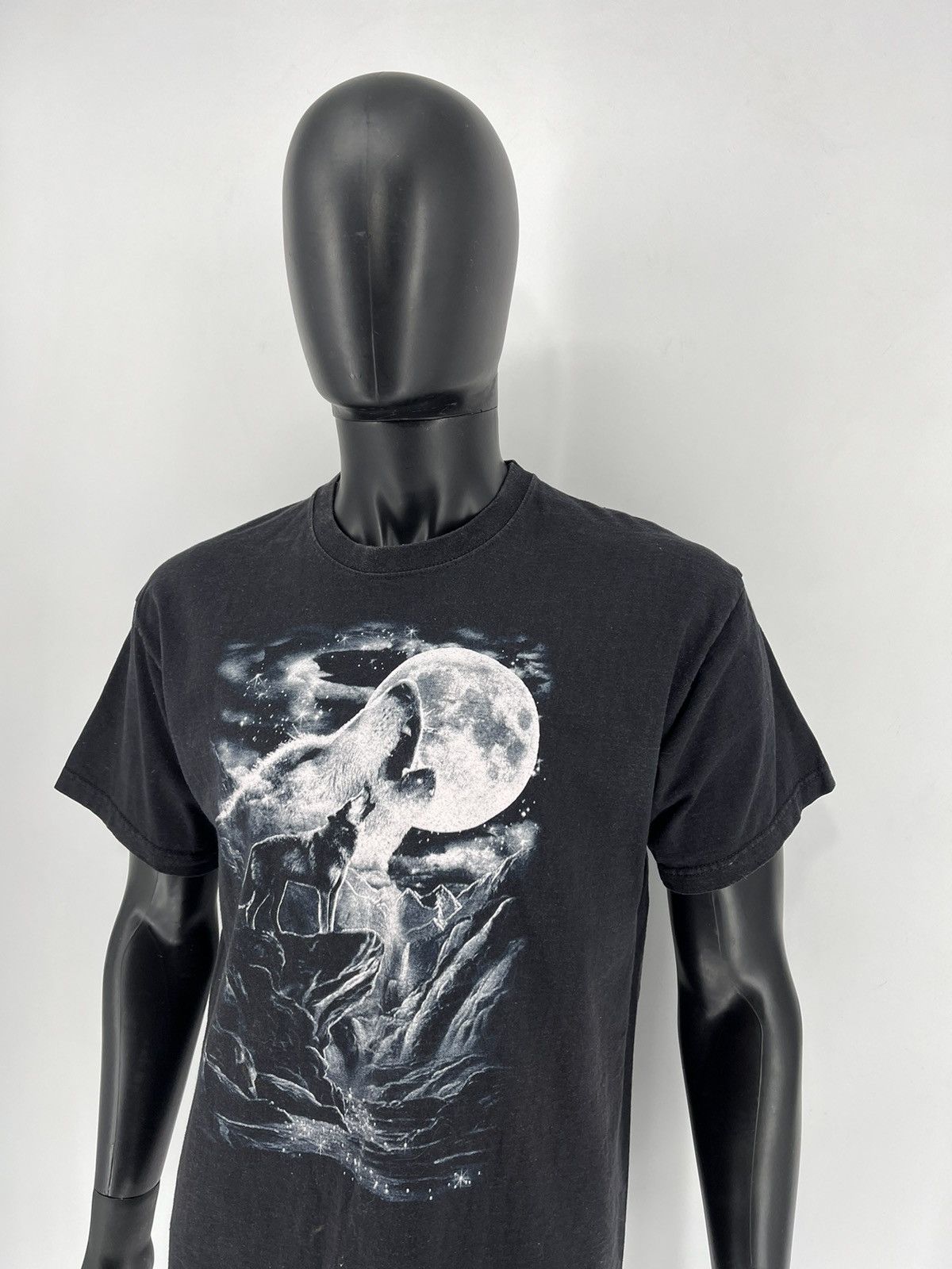 Other Vintage 90s Wolf Face Boxy Fit Tee Streetwear Style Size US L / EU 52-54 / 3 - 4 Thumbnail