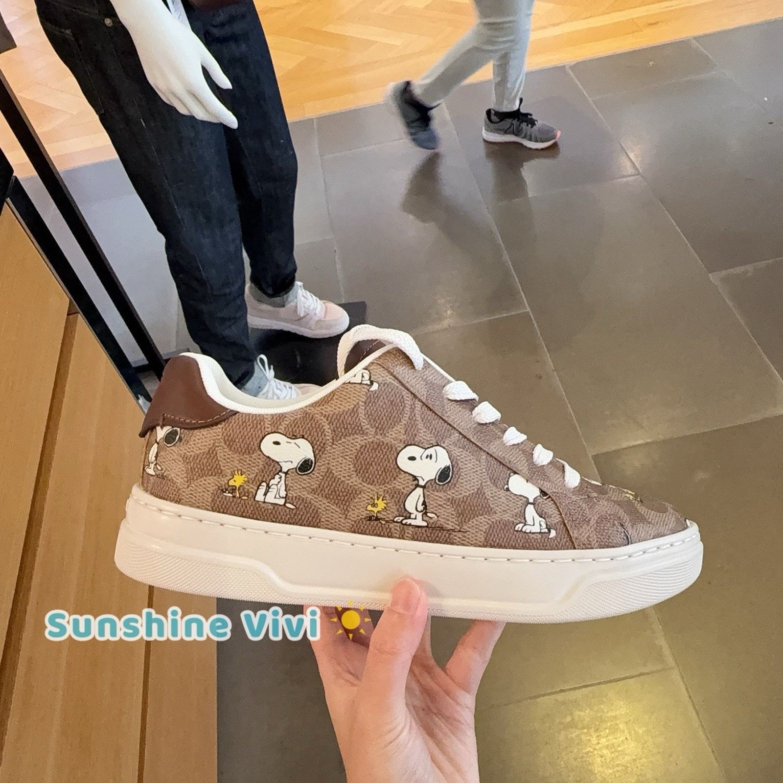 Coach NEW Limited Coach X Peanuts Woman CBZ77 Sneaker Shoes US 7 Size US 7 / IT 37 - 1 Thumbnail