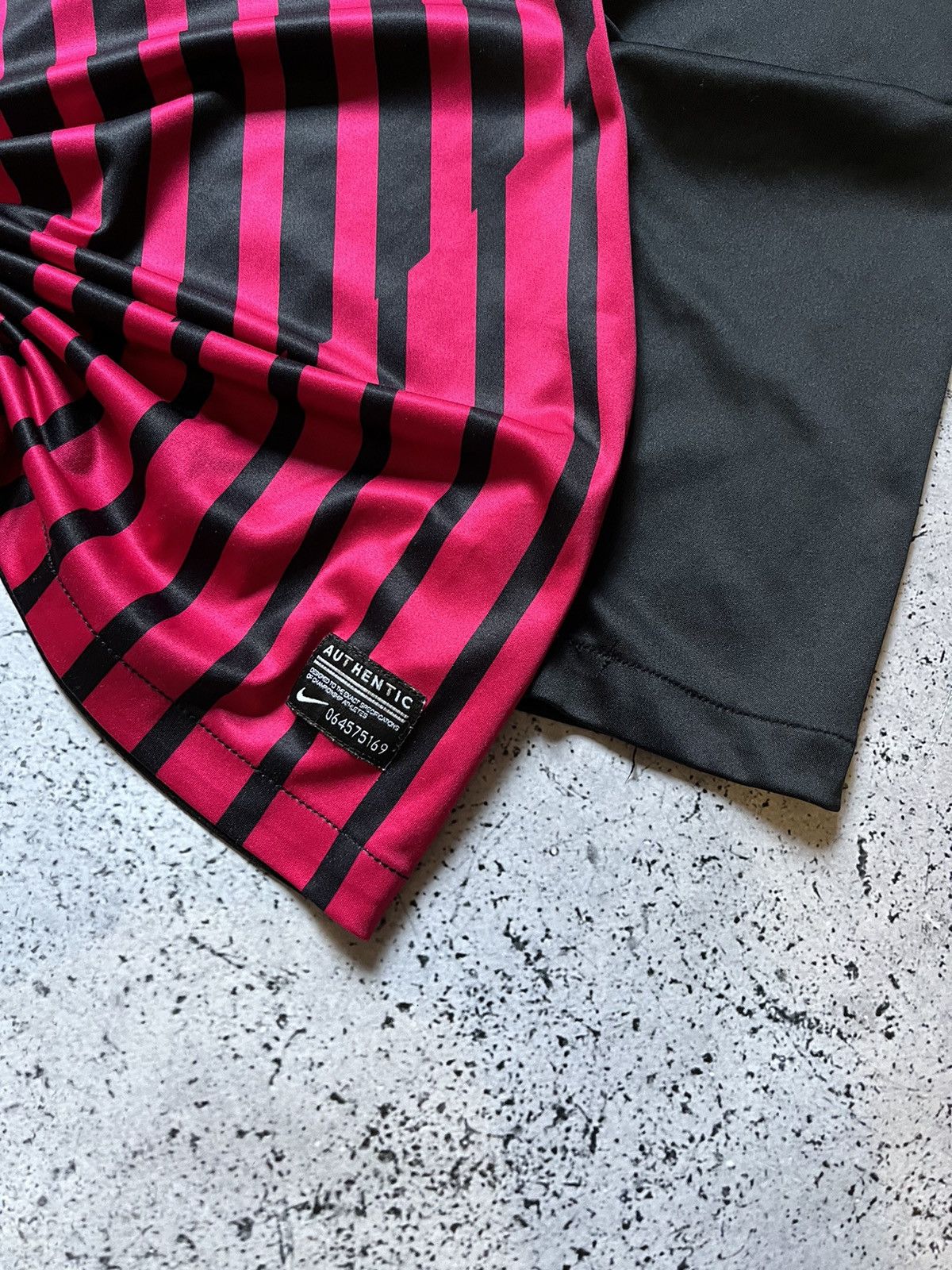 Nike Vintage Nike Soccer Jersey Size US S / EU 44-46 / 1 - 2 Thumbnail