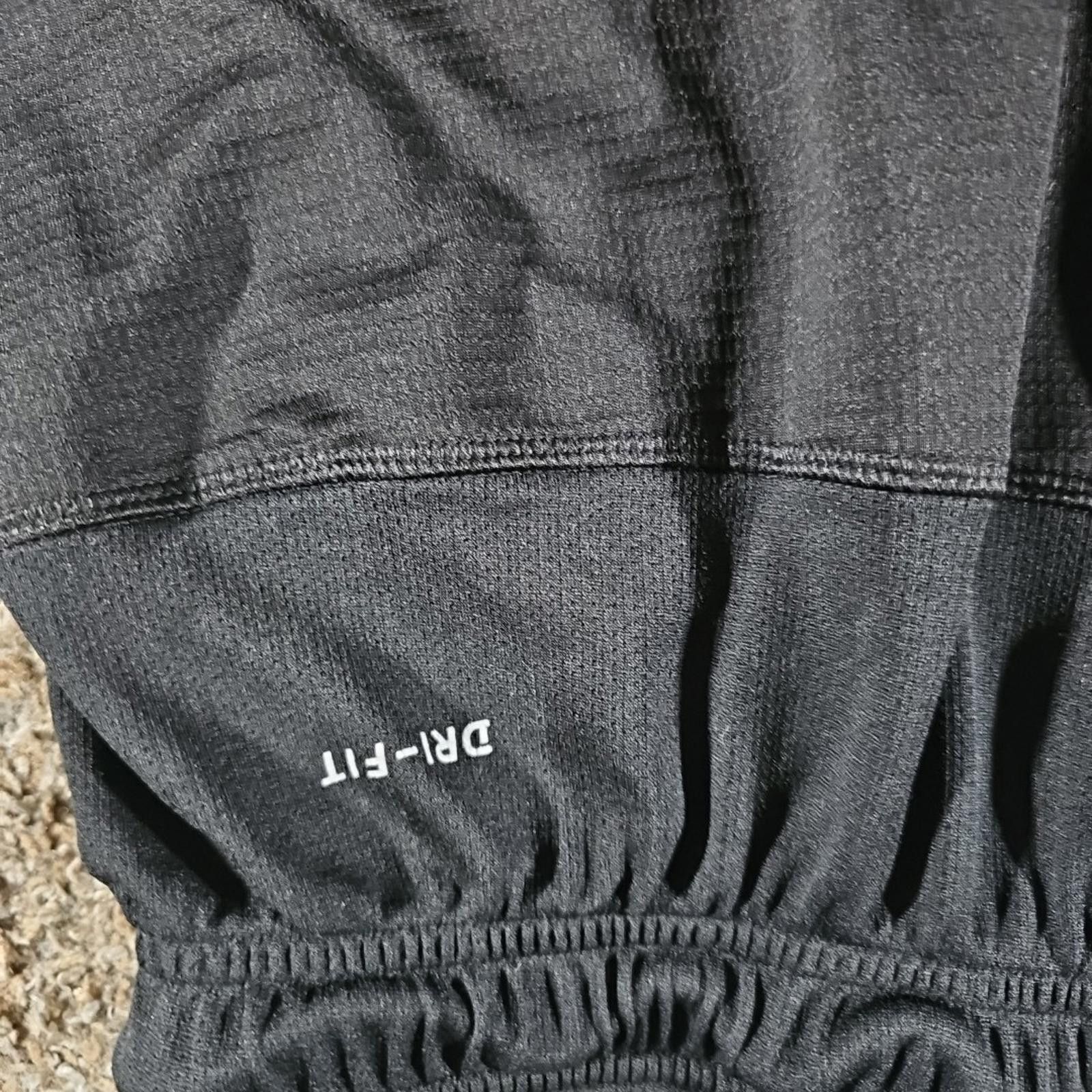 Nike Iowa Football Dri-Fit M Shorts Size ONE SIZE - 7 Thumbnail