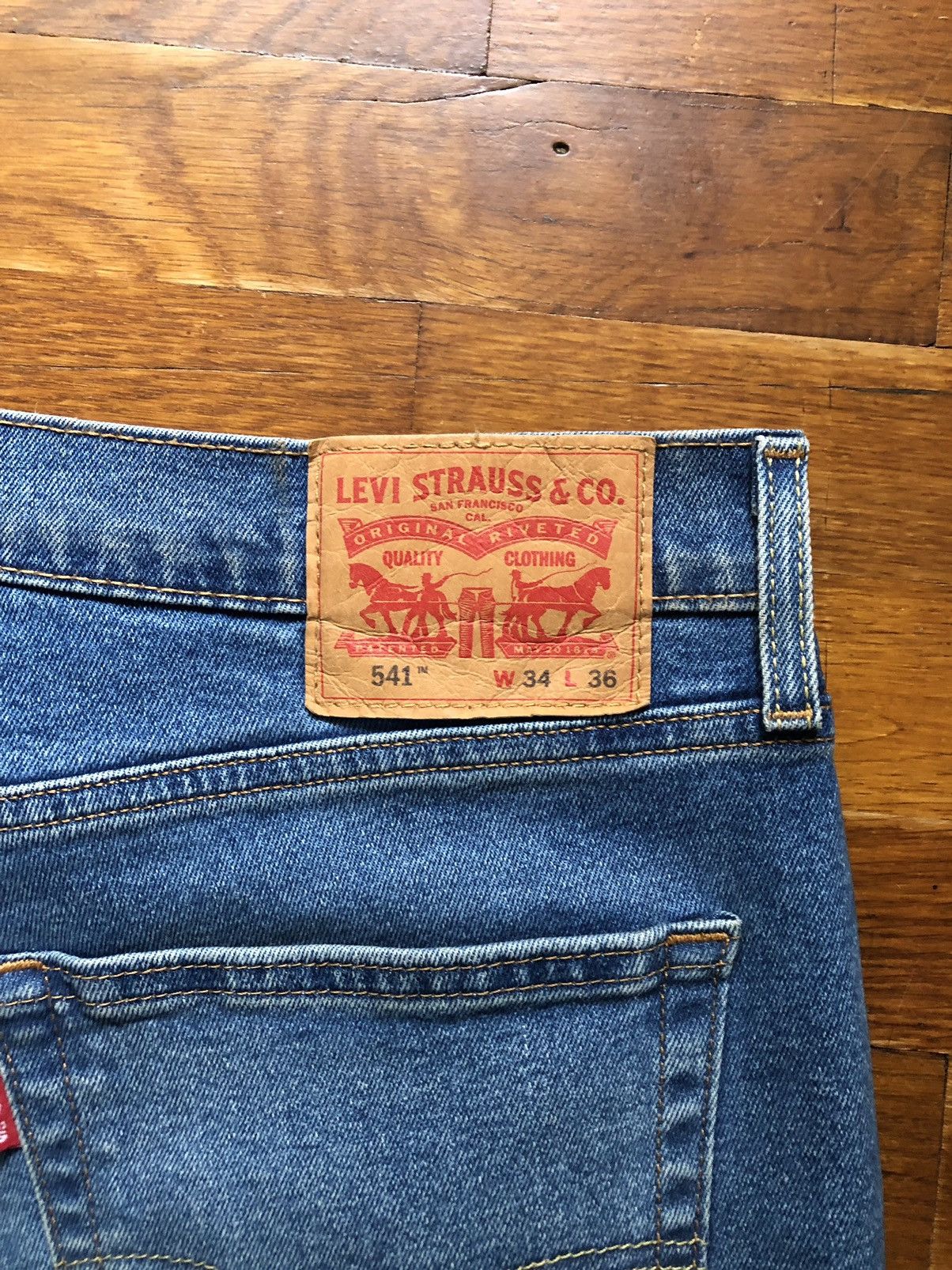 Levi's Levi’s 541 Jeans Size US 34 / EU 50 - 3 Thumbnail