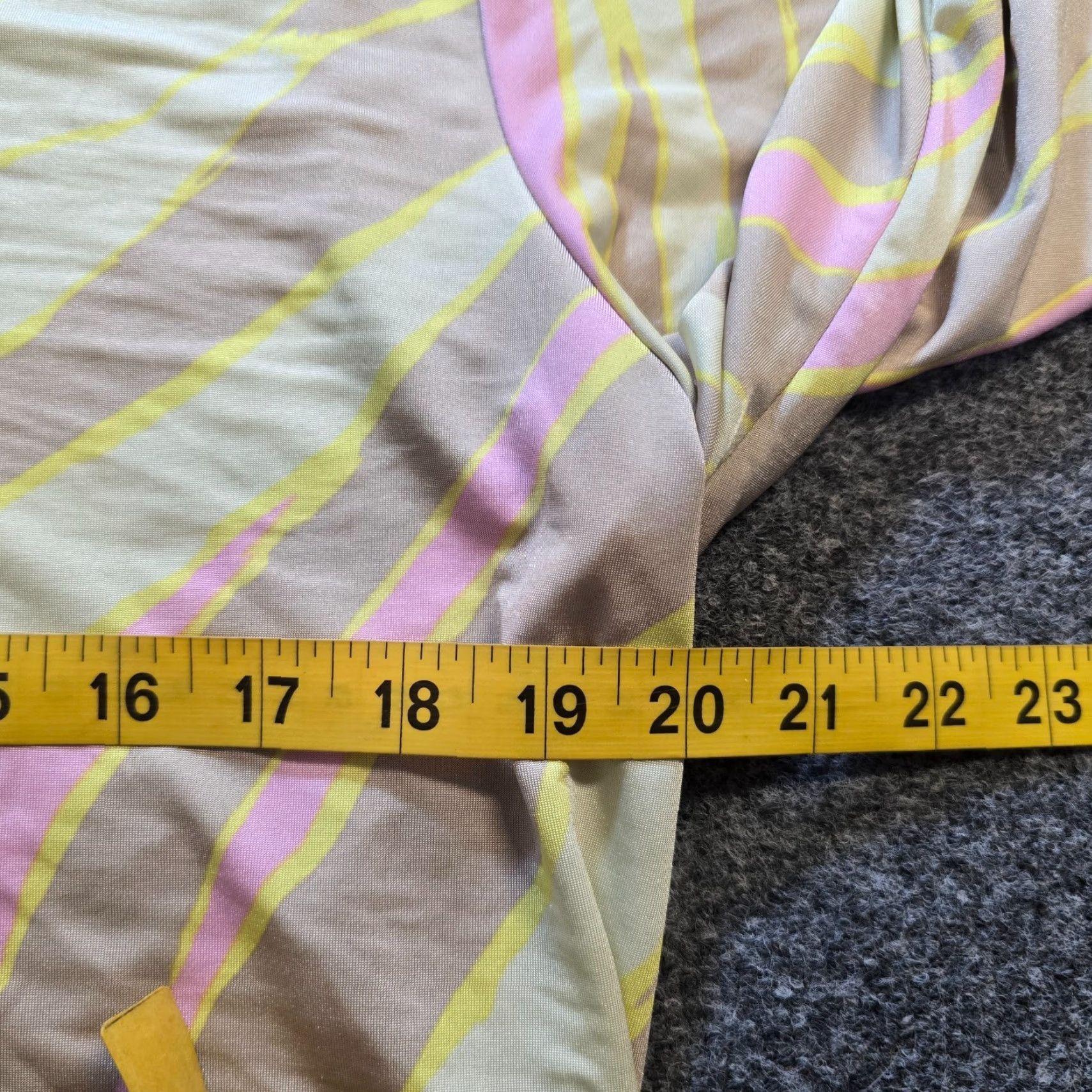 Vintage Jamie Sadock Top Womens Large Yellow Zebra Golf Performance Stretchy Casual Shirt Catwalk Sportswear Ladies Size L / US 10 / IT 46 - 6 Thumbnail