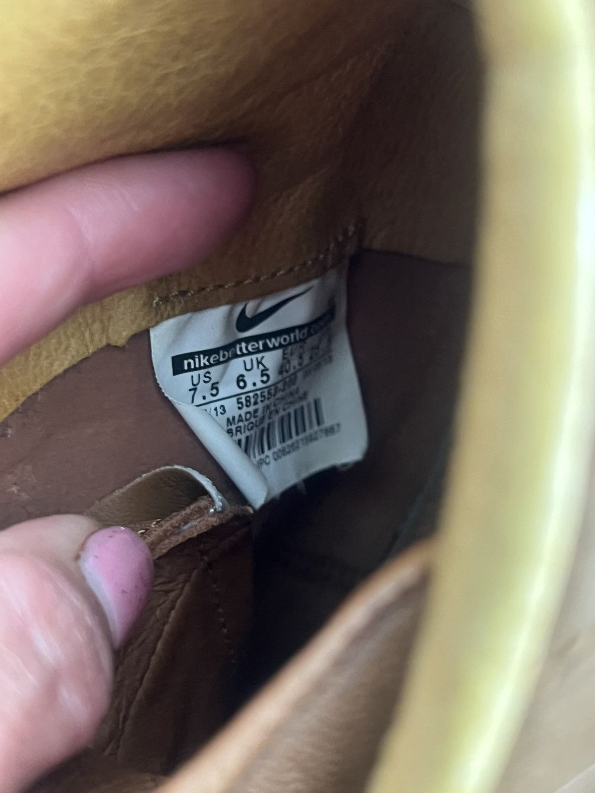 Nike Nike Size US 7.5 / EU 40-41 - 6 Thumbnail