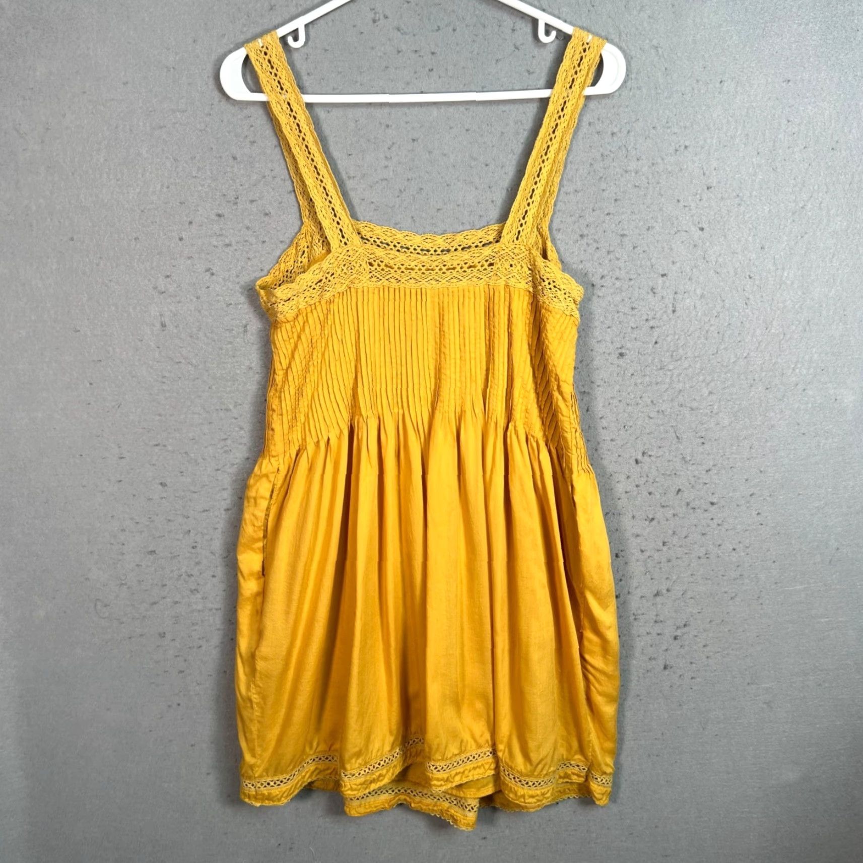 Vintage VINTAGE Wilfred Yellow Pleated Sundress Mini Sleeveless Womens Small 90s Fashion Model Size S / US 4 / IT 40 - 2 Thumbnail