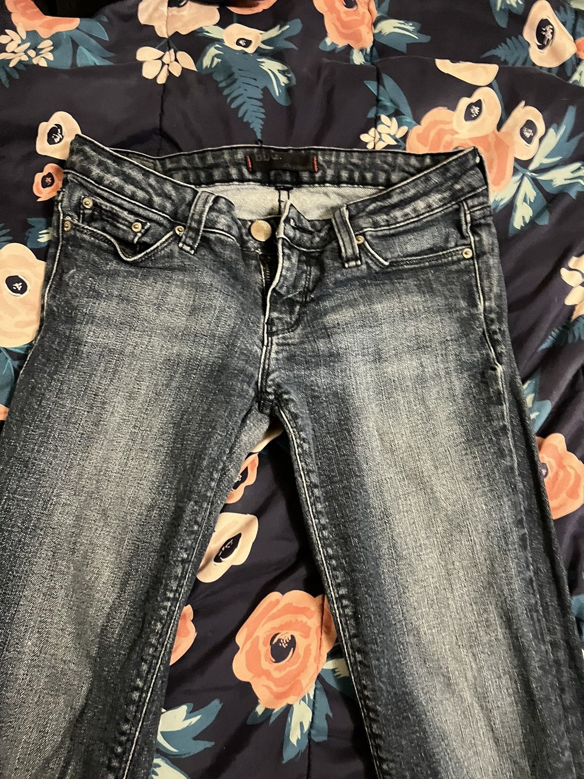 Japanese Brand × Vintage women dark jeans Size 26" / US 2 / IT 38 - 1 Thumbnail