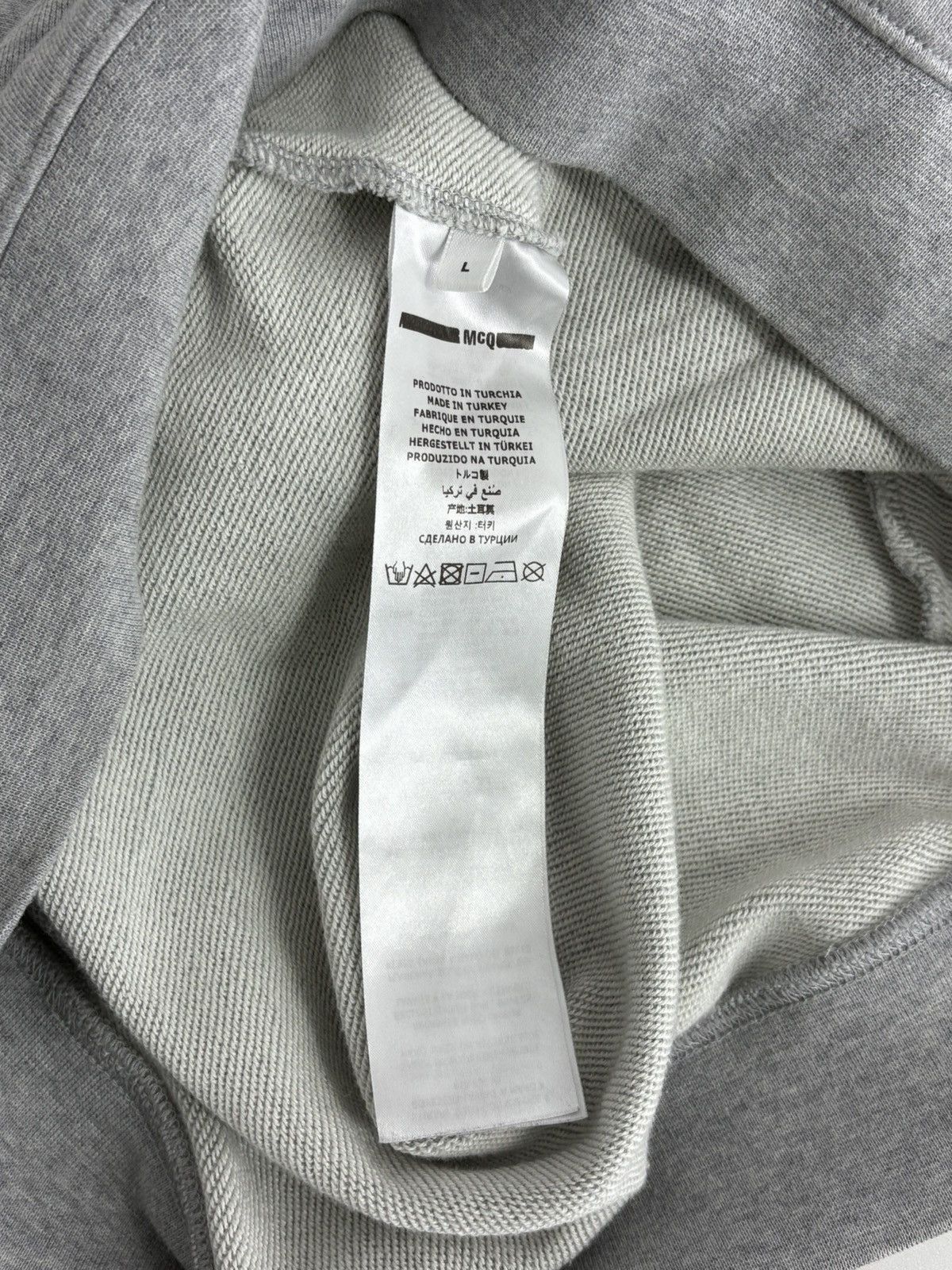 Alexander McQueen Alexander McQueen MCQ Logo Sweatshirt Grey Size L Size US L / EU 52-54 / 3 - 15 Thumbnail