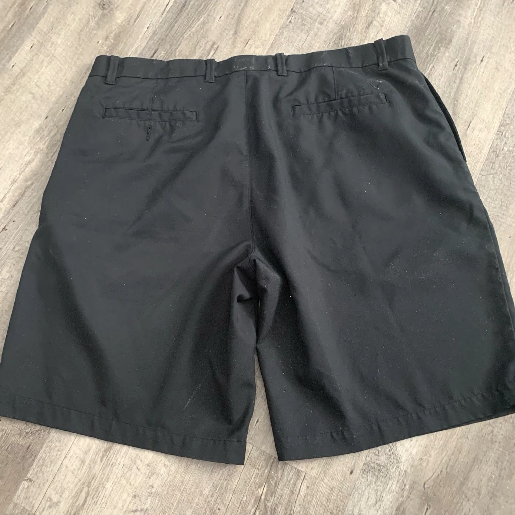 Callaway Callaway Golf Shorts Mens 40 Black Flat Front 10” Inseam Cargo Pockets Button Hook & Eye Size US 40 / EU 56 - 3 Thumbnail