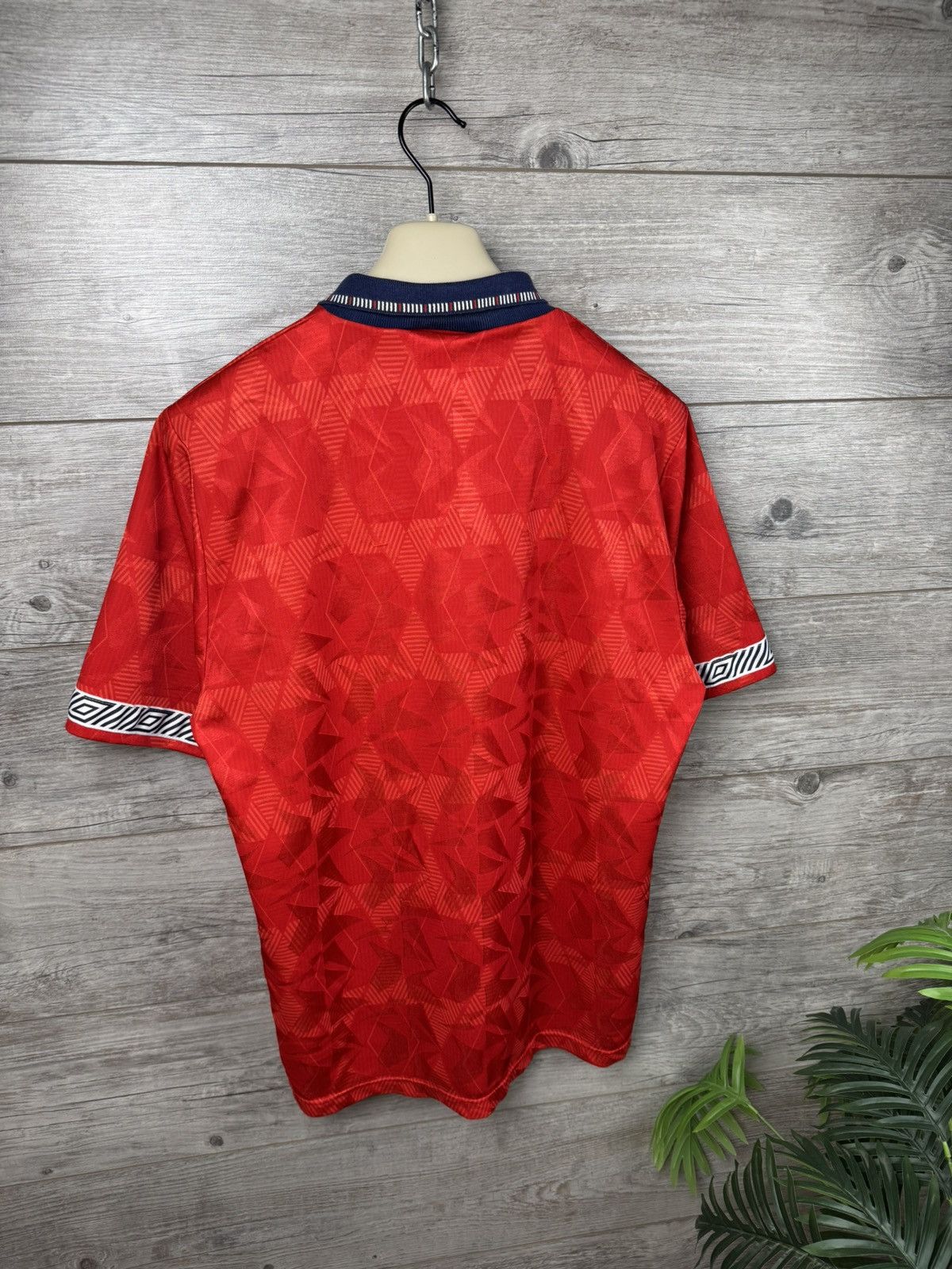 Umbro ARCHIVE RARE ENGLAND 1990-1992 ORIGINAL VTG JERSEY Size L Size US L / EU 52-54 / 3 - 17 Thumbnail
