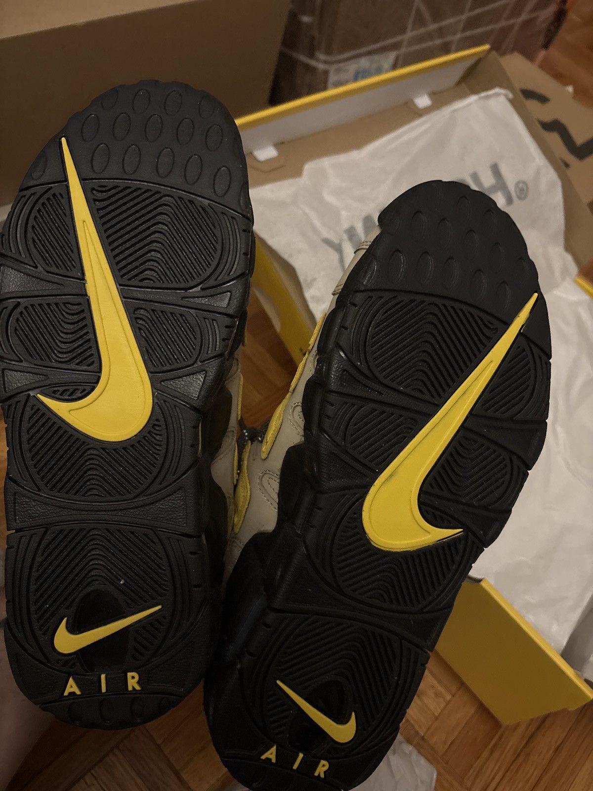Ambush Design × Nike Nike x Ambush Design - Air More Uptempo Low SP Size US 9 / EU 42 - 4 Thumbnail