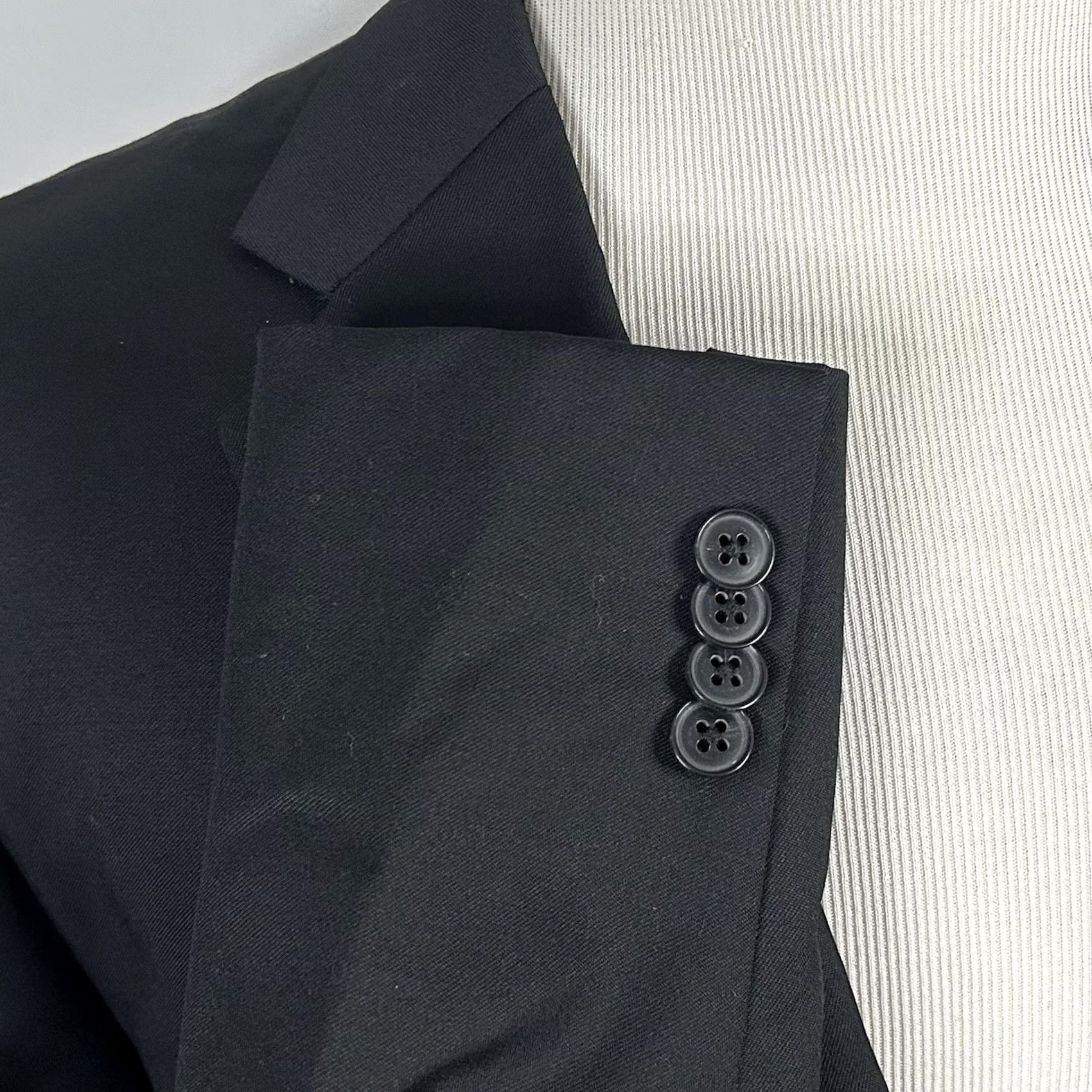 Joseph Abboud Joseph Abboud Sport Coat 44R Black Wool Two-Button Vented Executive Fit Jacket Men's 2 Piece Notch Lapel Size US XS / EU 42 / 0 - 6 Thumbnail