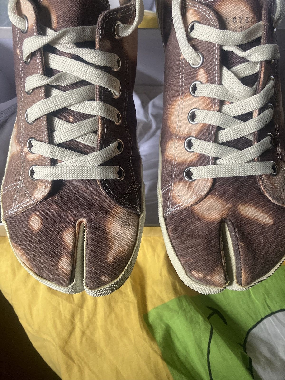 Maison Margiela Maison Margiela 20SS Tabi Tie Dye Pattern Low-cut Sneakers Size US 8 / EU 41 - 19 Thumbnail