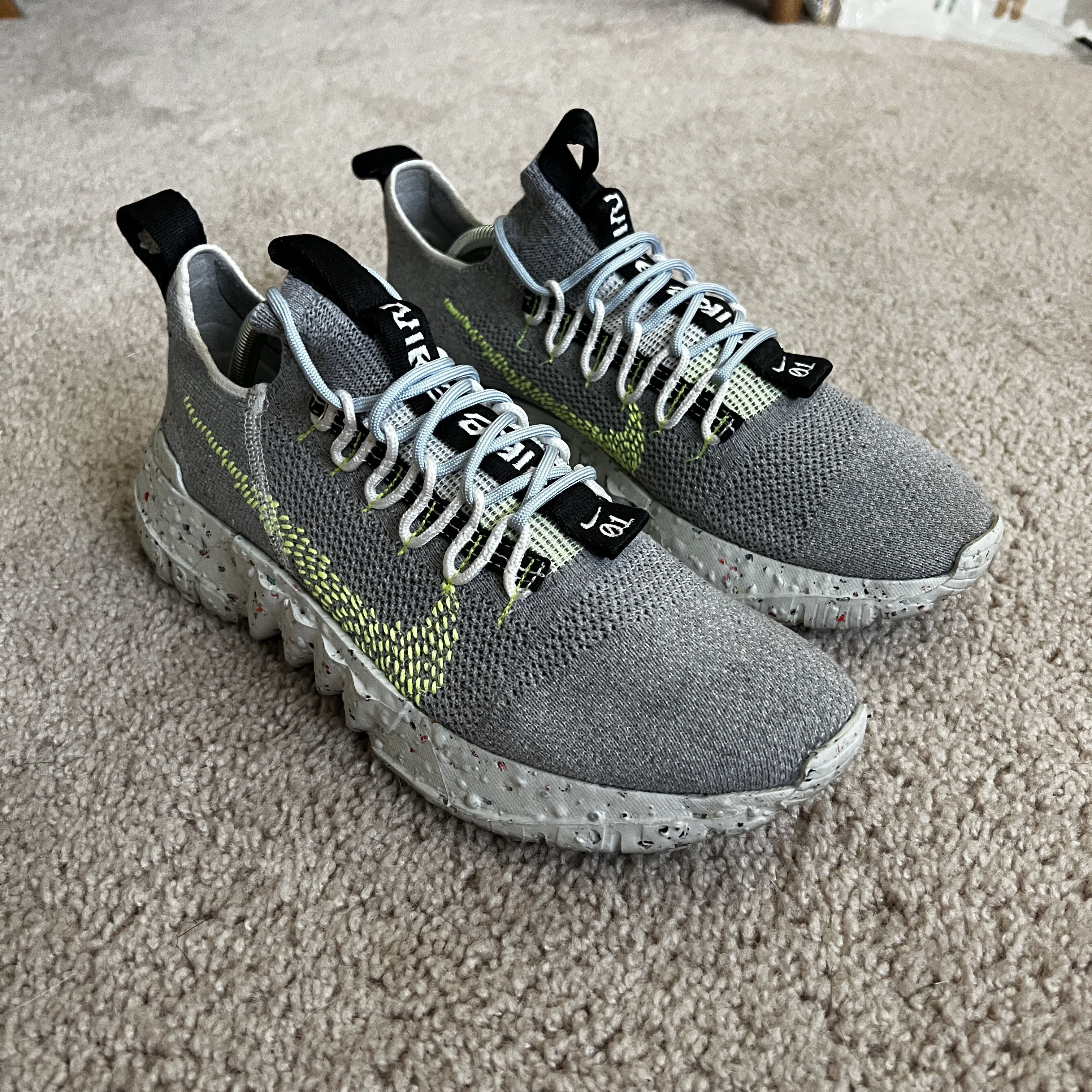 Nike Nike Space Hippie 01 "Grey Volt" Size US 9.5 / EU 42-43 - 2 Thumbnail