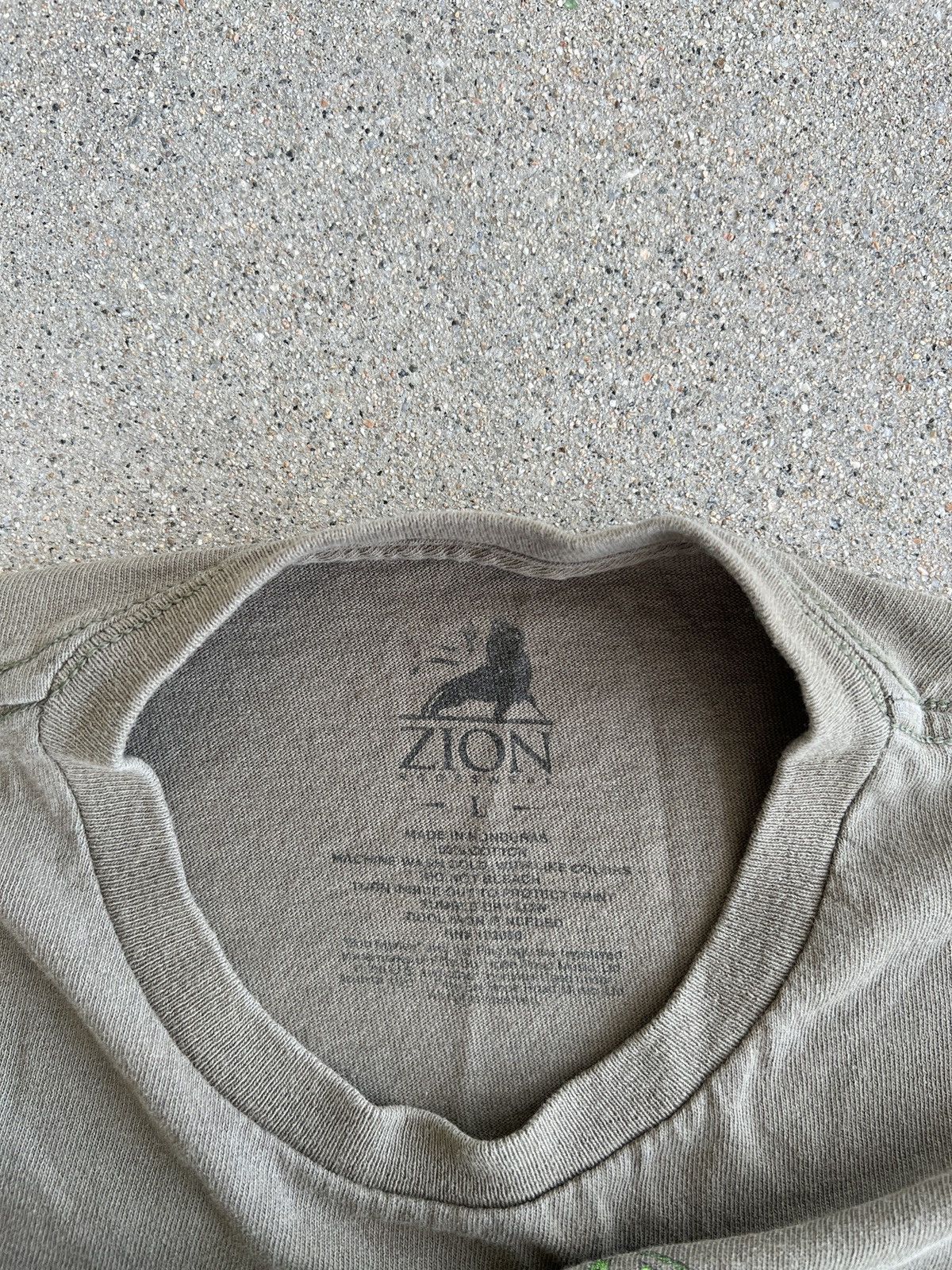 Zion Rootswear Vintage Zion Rootswear Green Bob Marley “Legend” Tee Size US L / EU 52-54 / 3 - 2 Thumbnail
