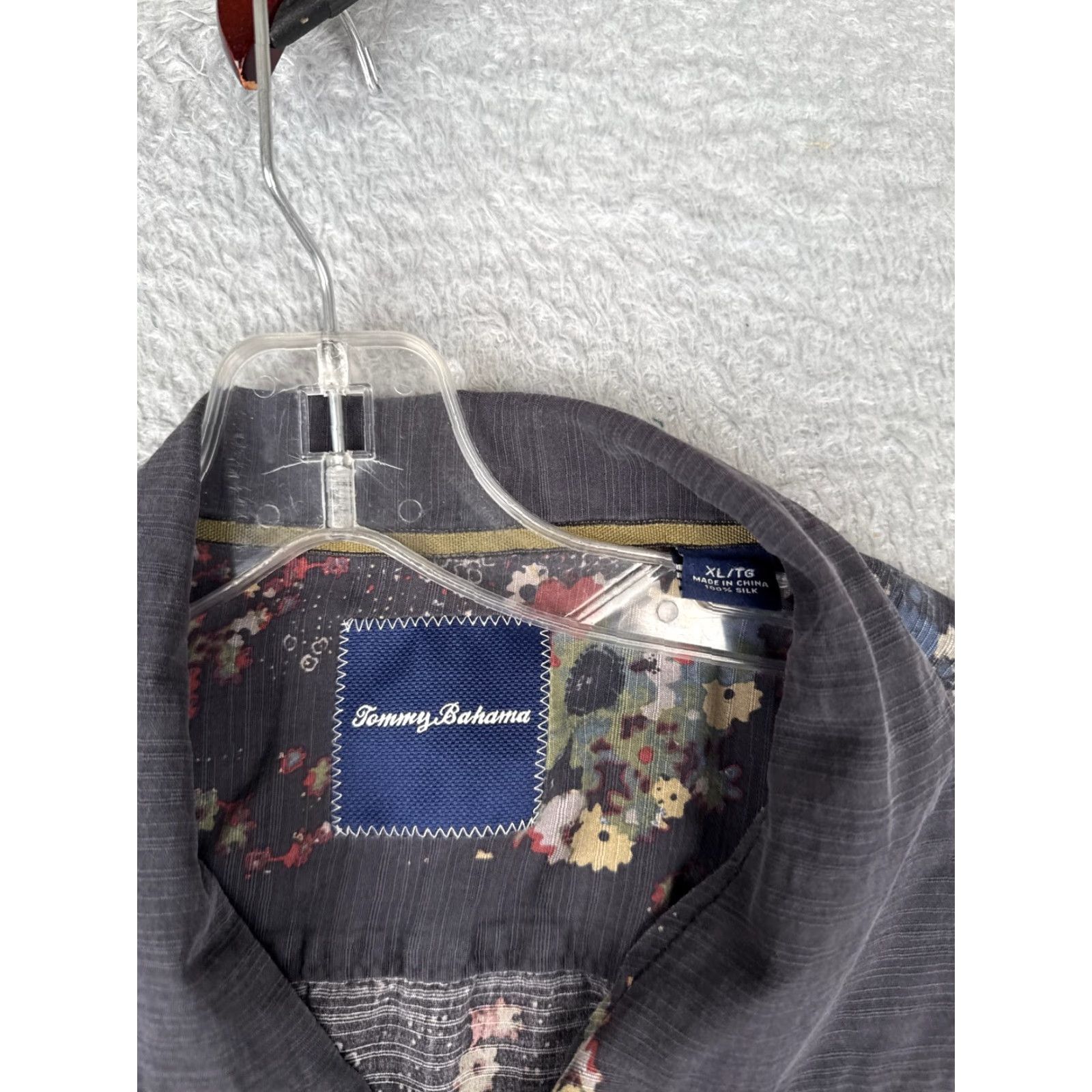 Tommy Bahama VINTAGE Tommy Bahama Shirt Men Extra Large Black Floral 100% Silk Hawaiian Button Up Size US XL / EU 56 / 4 - 7 Thumbnail