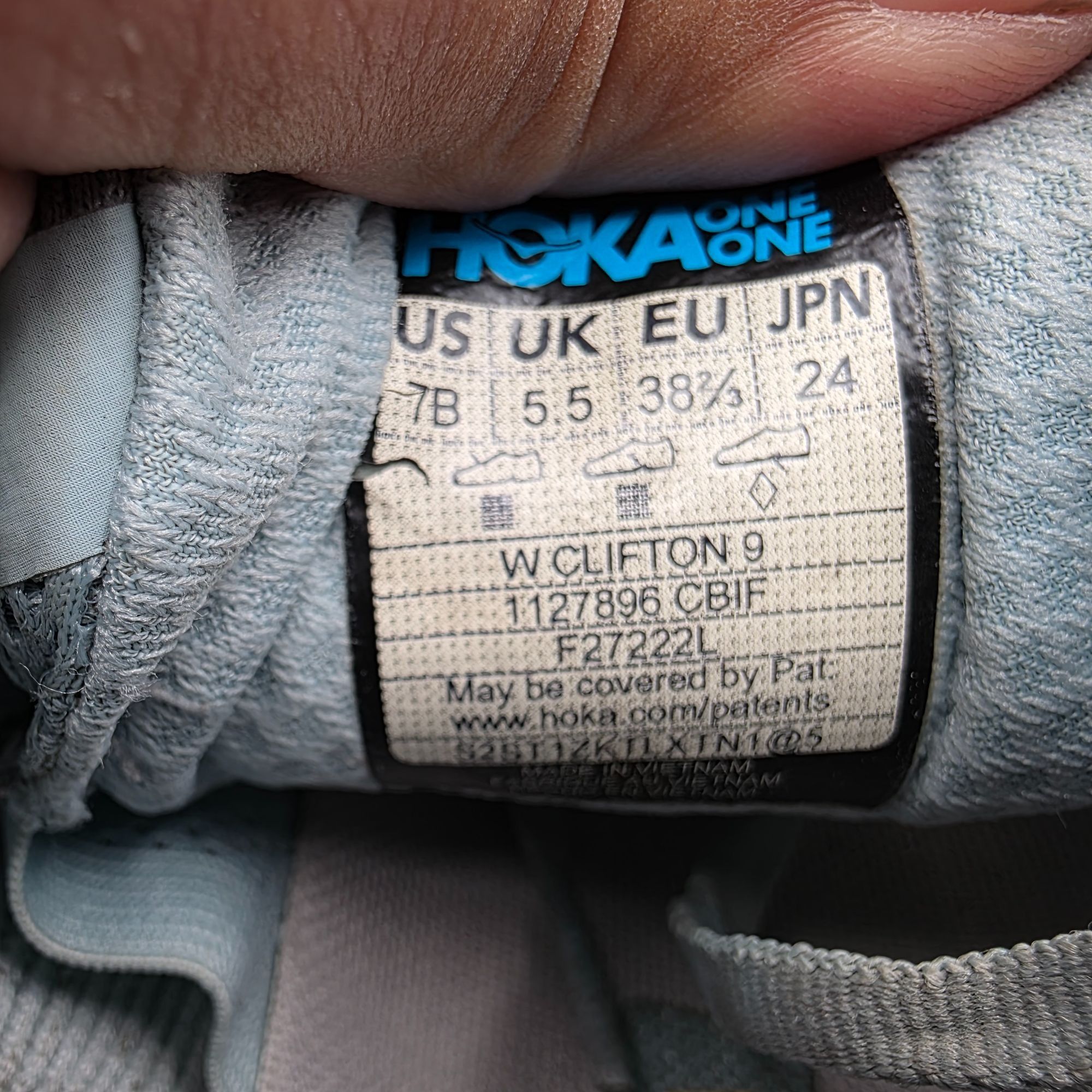 Hoka Hoka One One Clifton 9 Womens Size 7 B Cloud Blue Ice White Size US 7 / IT 37 - 7 Thumbnail
