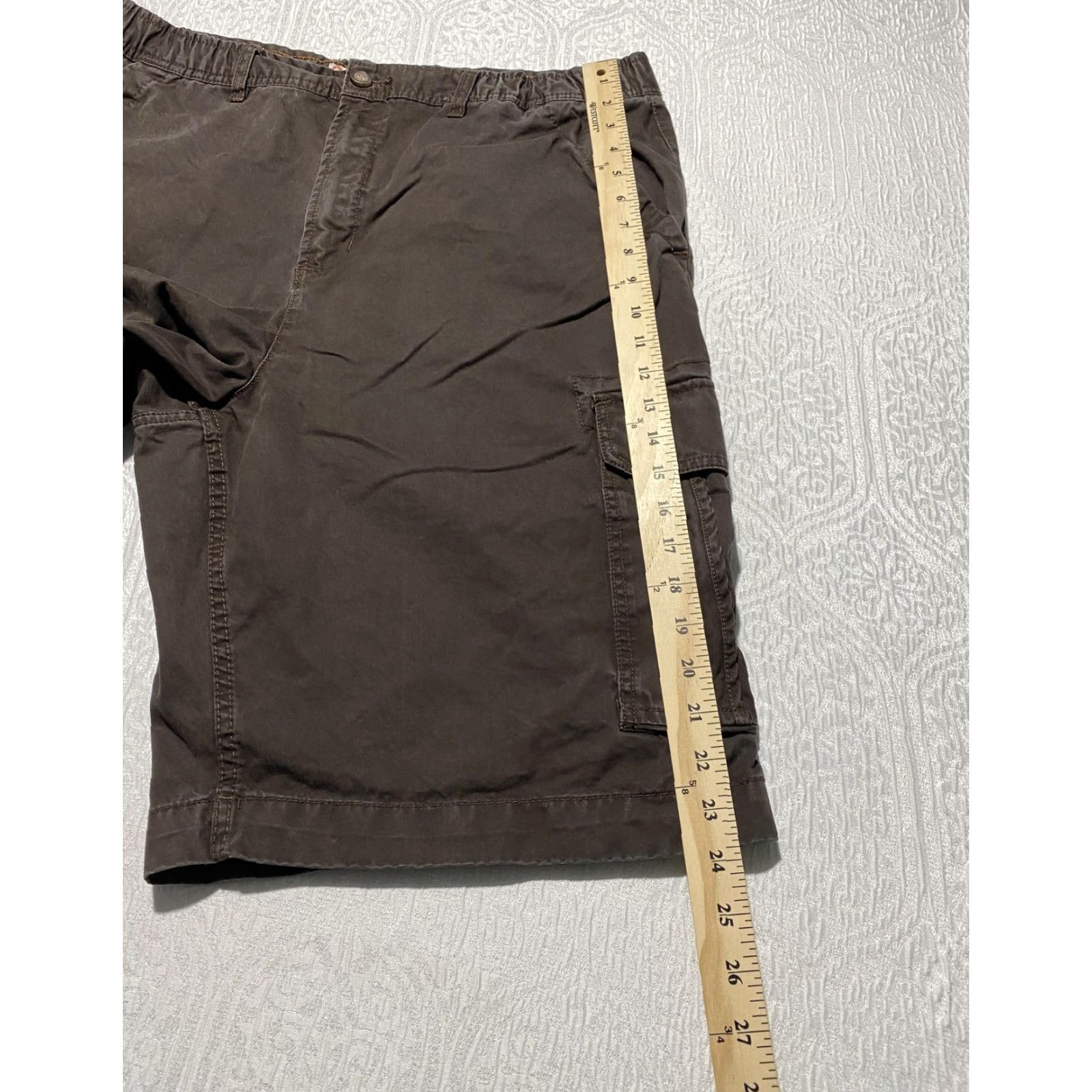Vintage G&M Cargo Shorts Mens 40 Brown Relaxed Fit Canvas Pockets Cargo Pocket Front Flat Front Zip Fly Elastic Waist Size US 40 / EU 56 - 6 Thumbnail