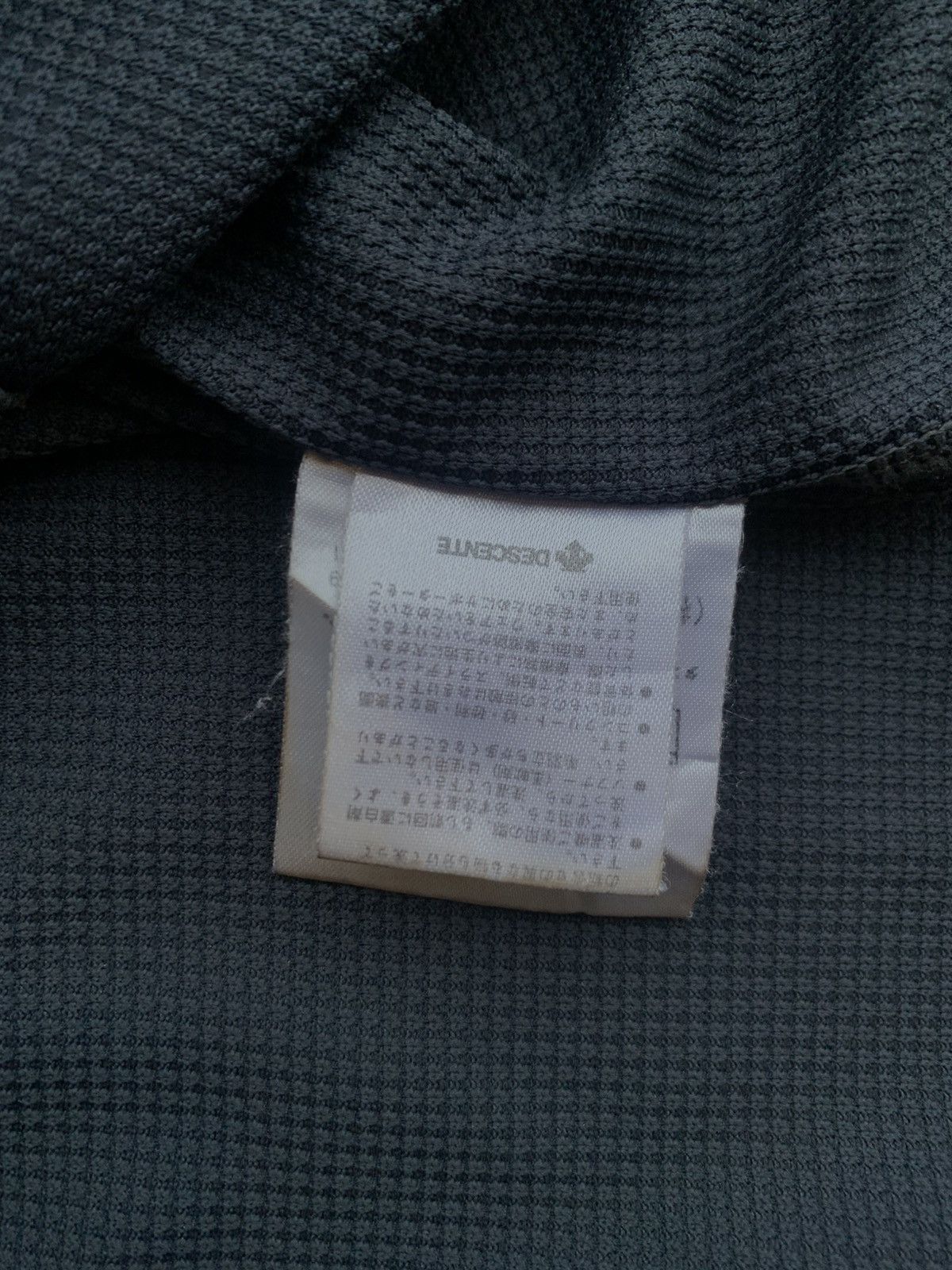 Umbro Vintage Umbro Football Pullover Grey Black Y2K Size US L / EU 52-54 / 3 - 5 Thumbnail