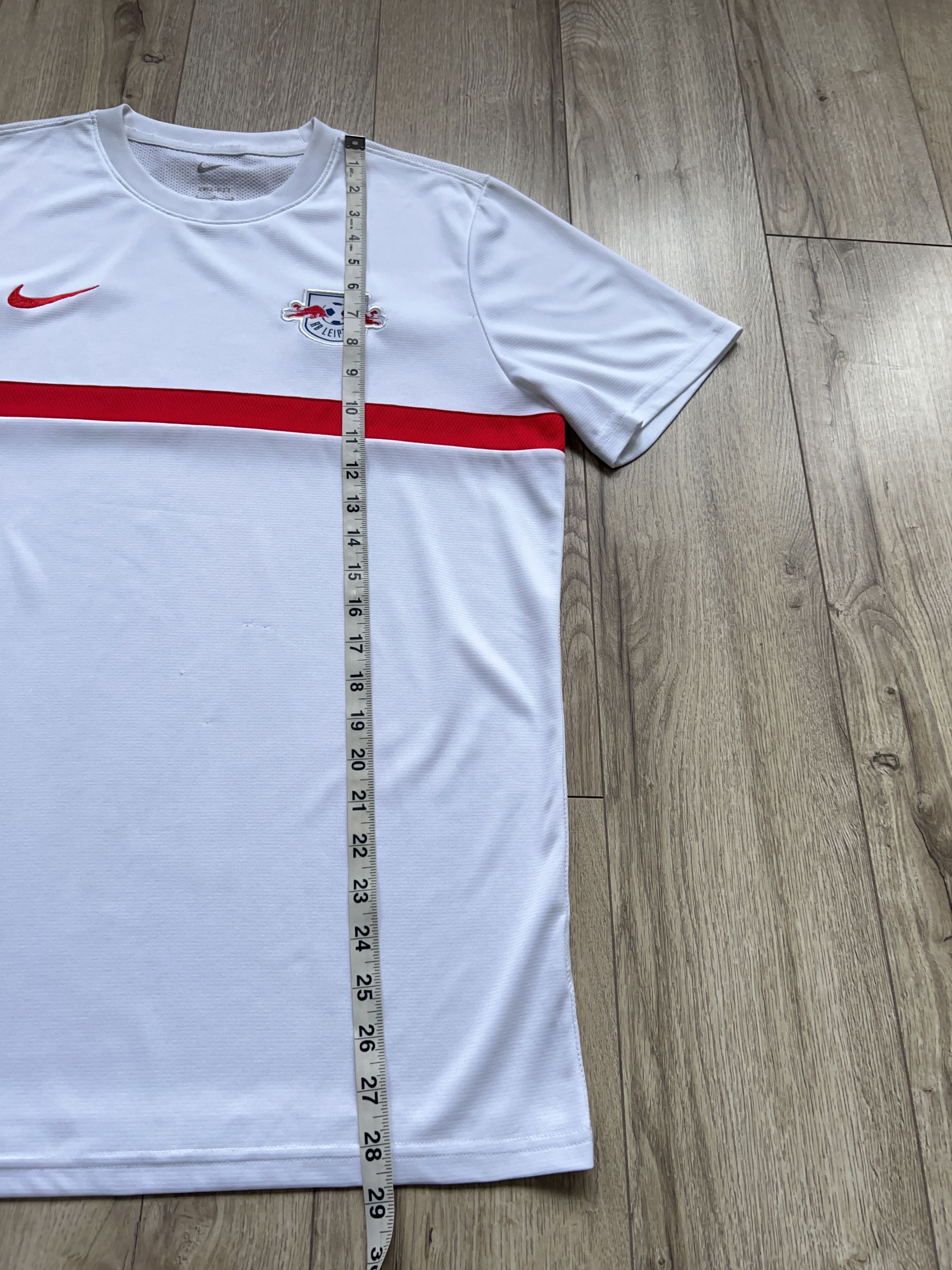 Nike Mens Leipzig White Football Soccer Shirt Jersey Size L Size US L / EU 52-54 / 3 - 8 Thumbnail