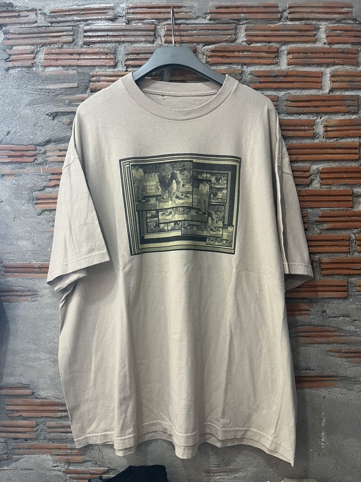 Vintage Vintage Photo DJ Vinyl Hip Hop Electronic Music 00’s Tshirt Size US XXL / EU 58 / 5 - 2 Thumbnail