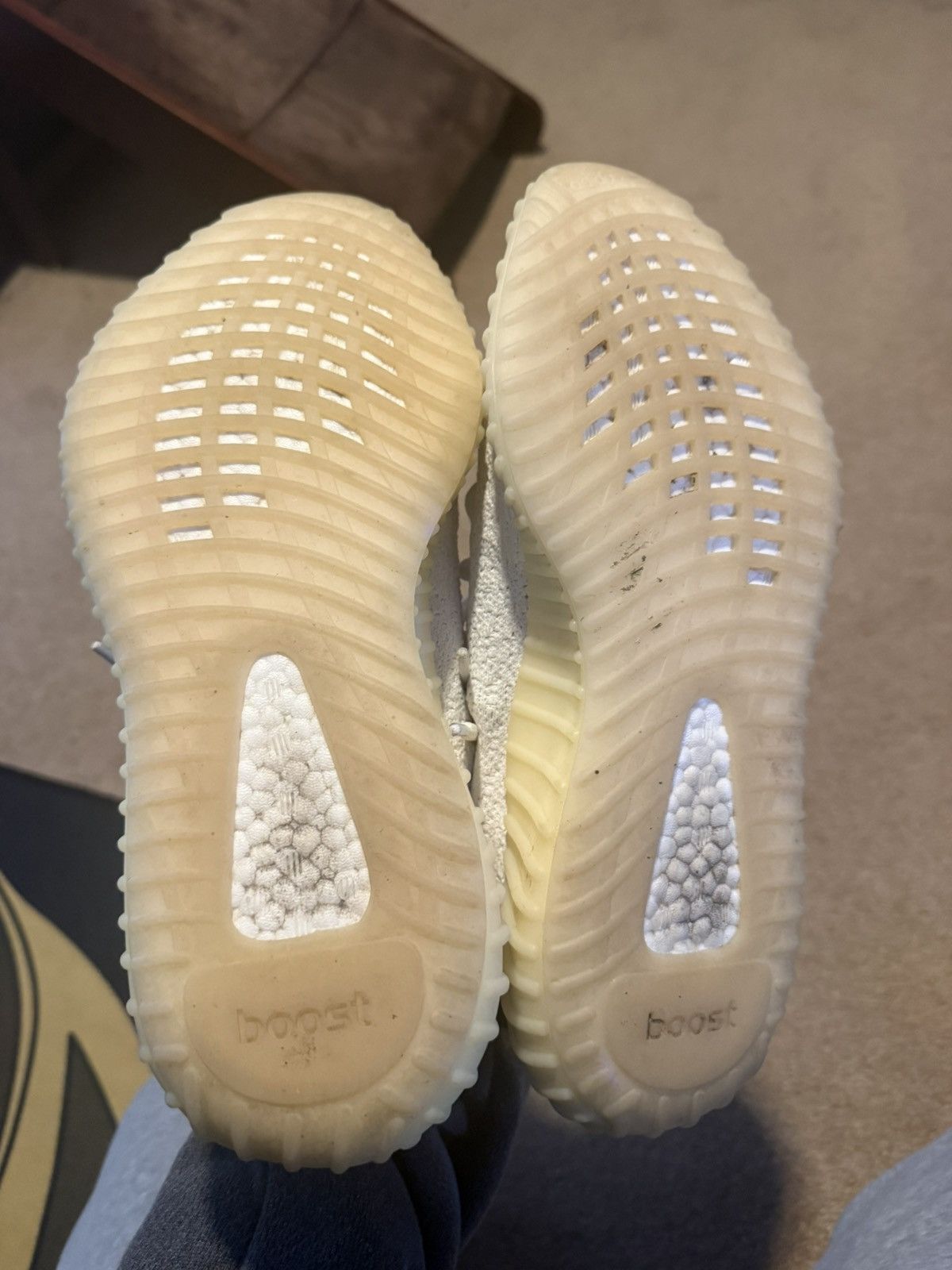 Yeezy Yeezy Boost 350 V2 Cream White Size 9 Size US 9 / EU 42 - 3 Thumbnail