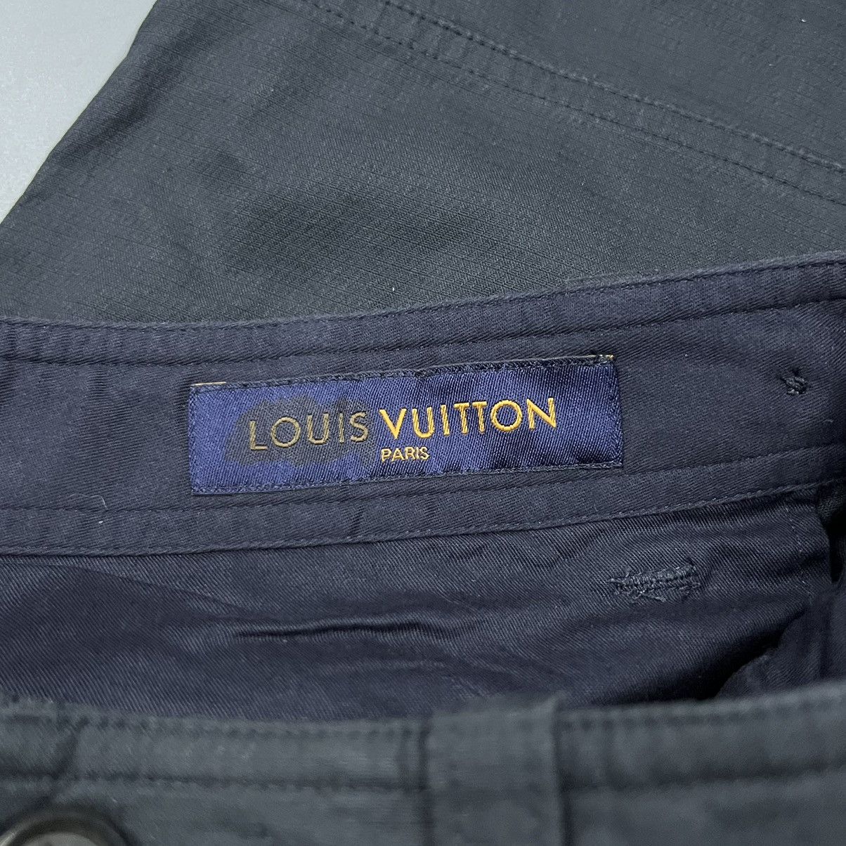 Louis Vuitton Louis Vuitton Virgil Abloh SS19 Black Cargo Pants Reflective Size US 31 - 16 Thumbnail