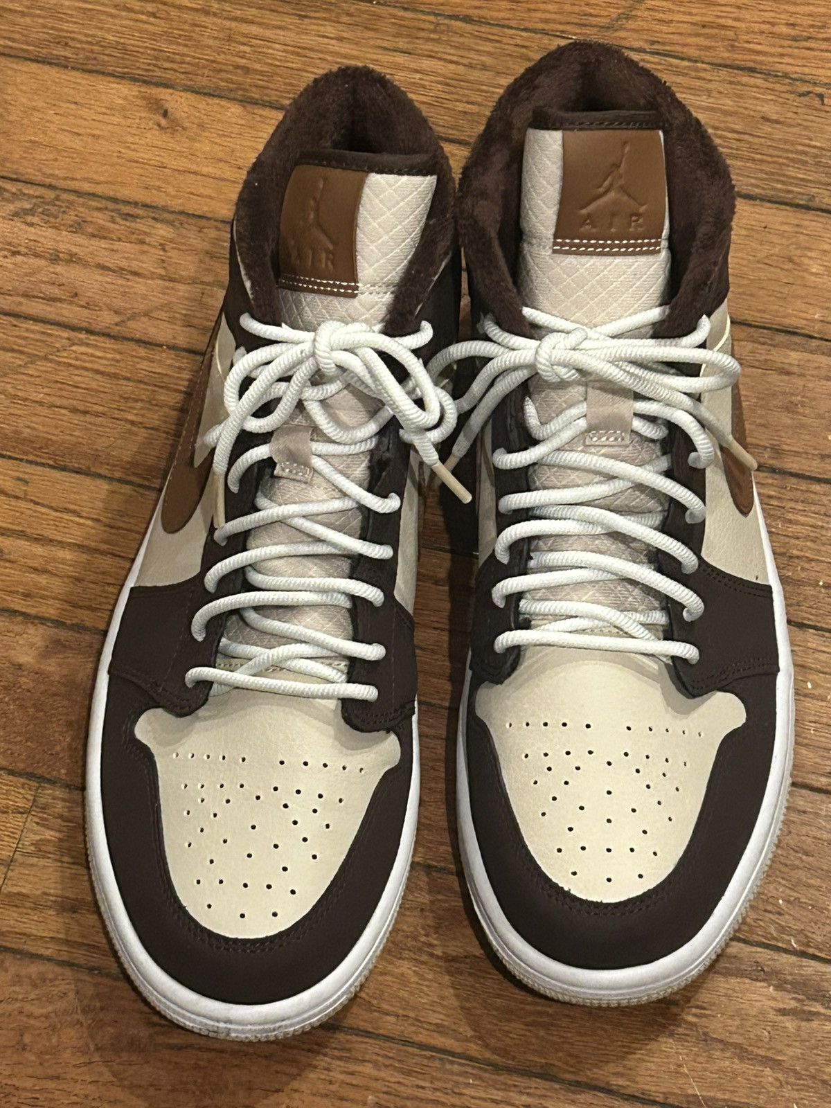 Nike Air Jordan 1 Mid SE Sneakers Size US 11.5 / EU 44-45 - 10 Thumbnail