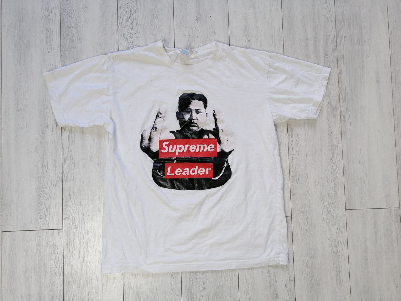 Other Supreme Leader Kim Jong Un T Shirt Size L Size US L / EU 52-54 / 3 - 1 Thumbnail