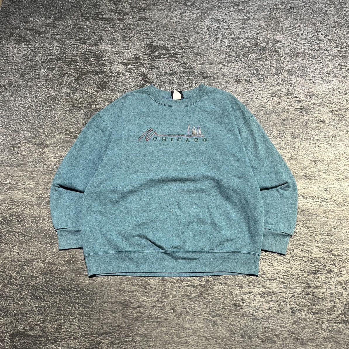 Vintage Vintage 90s Chicago Crewneck Blue Embroidered Large Size US L / EU 52-54 / 3 - 1 Thumbnail