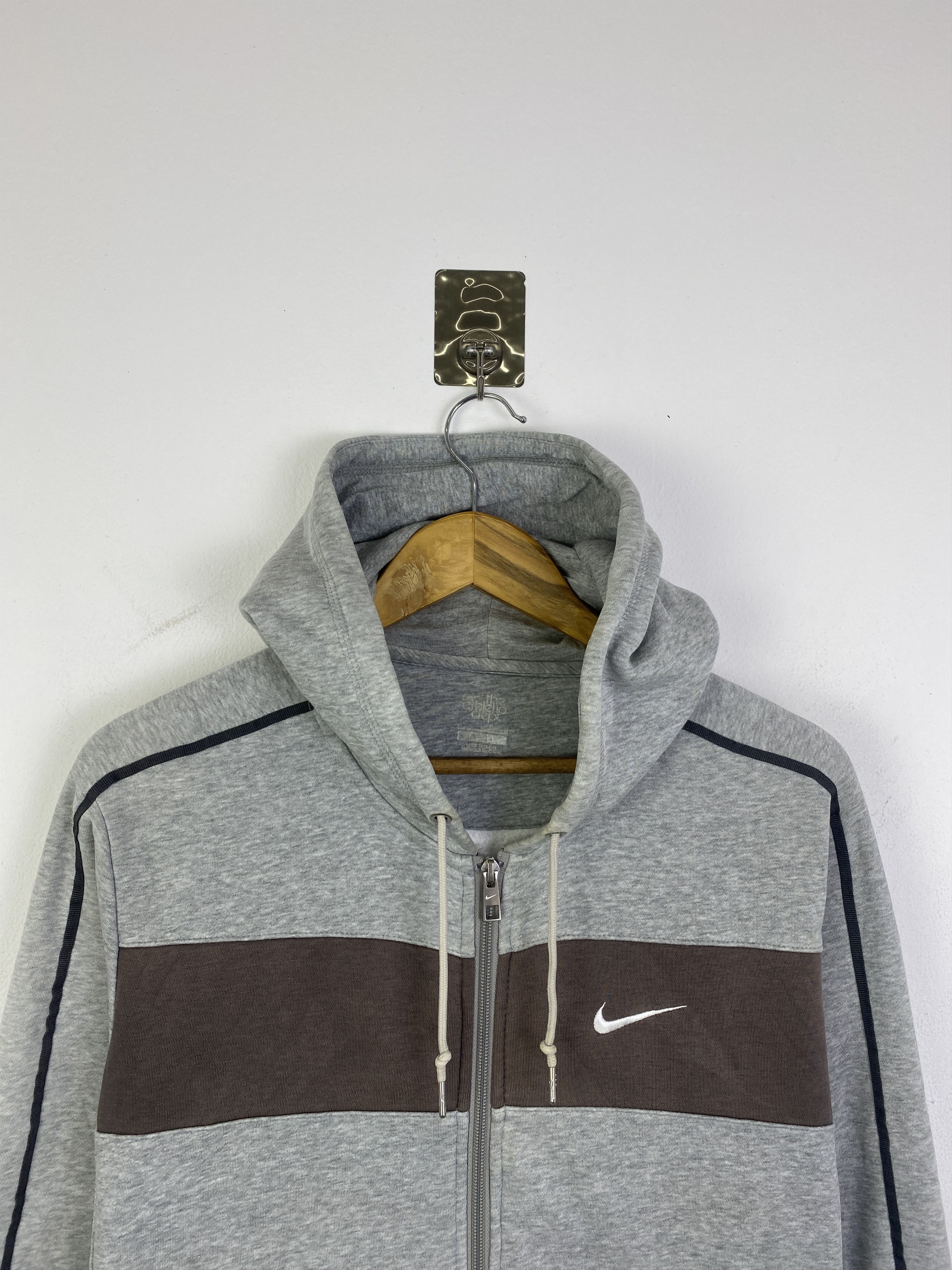 Nike Vintage Nike Zipper Up Hoodie Sweater SH0316 Size US M / EU 48-50 / 2 - 2 Thumbnail
