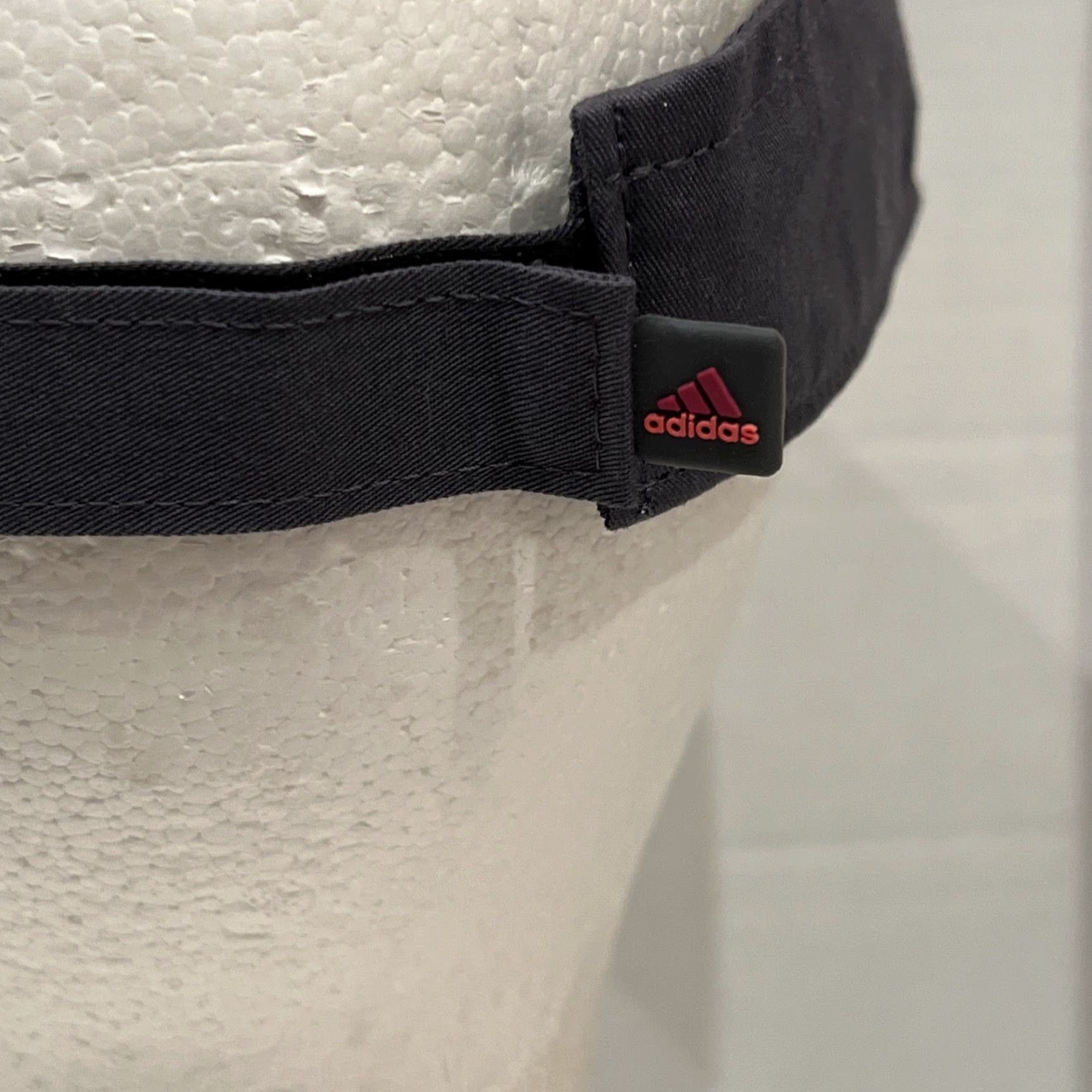 Adidas Adidas Visor Unisex Adults One Size Gray Logo Under Brim Hot Pink Sports Climalite Blended Polyester Spandex Size ONE SIZE - 7 Thumbnail
