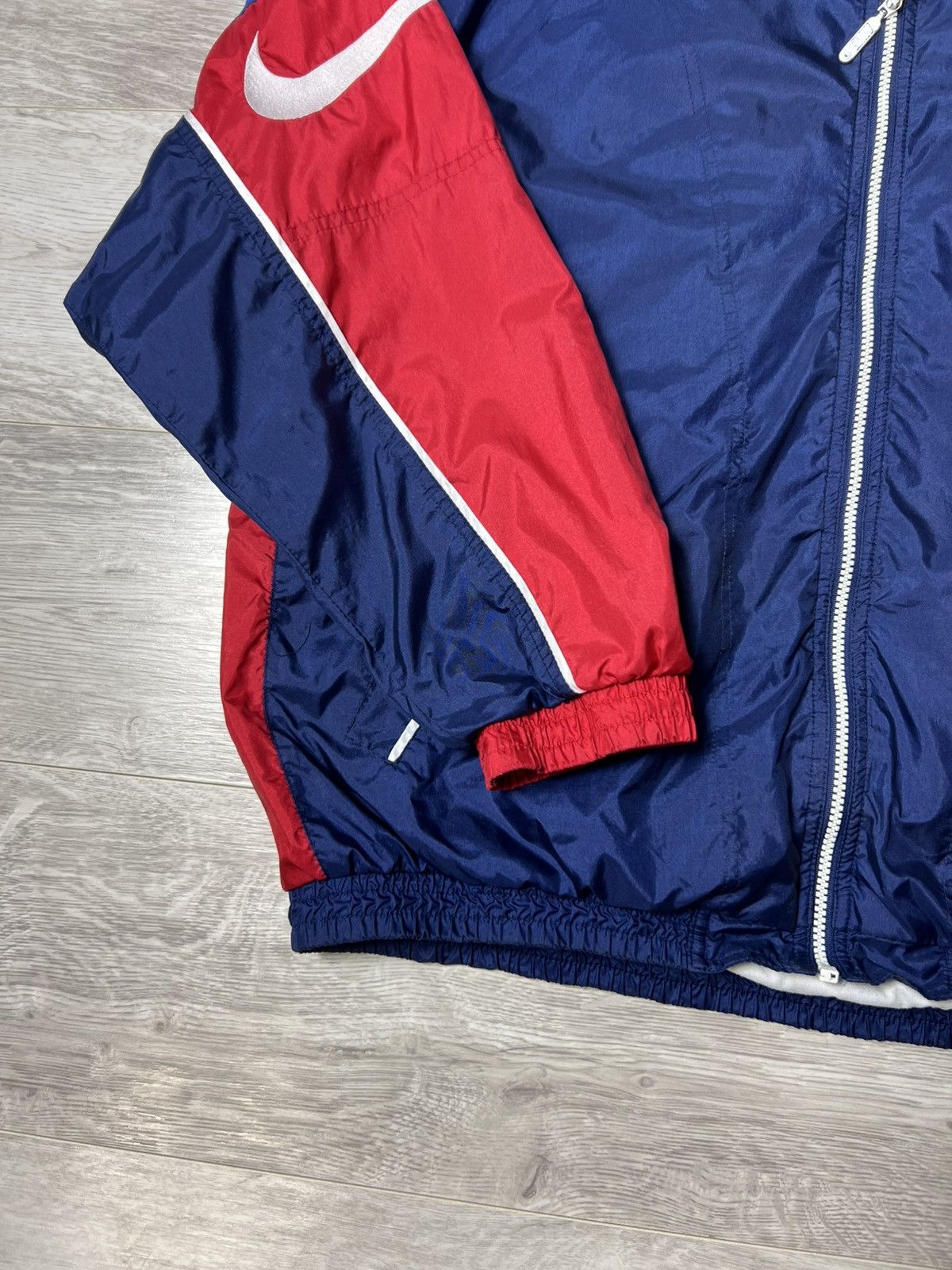 Nike 90s Vintage Nike Drill Nylon Track Suit Embroidered Big Logo Size US L / EU 52-54 / 3 - 5 Thumbnail