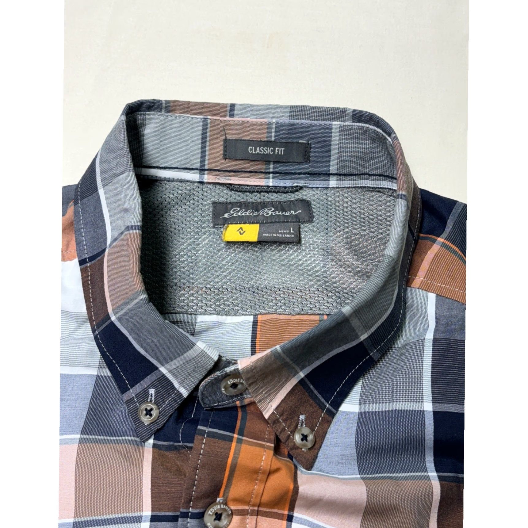 Eddie Bauer Eddie Bauer Mens Plaid Button-Down Long Sleeve Classic Fit Shirt Orange Size US L / EU 52-54 / 3 - 4 Thumbnail