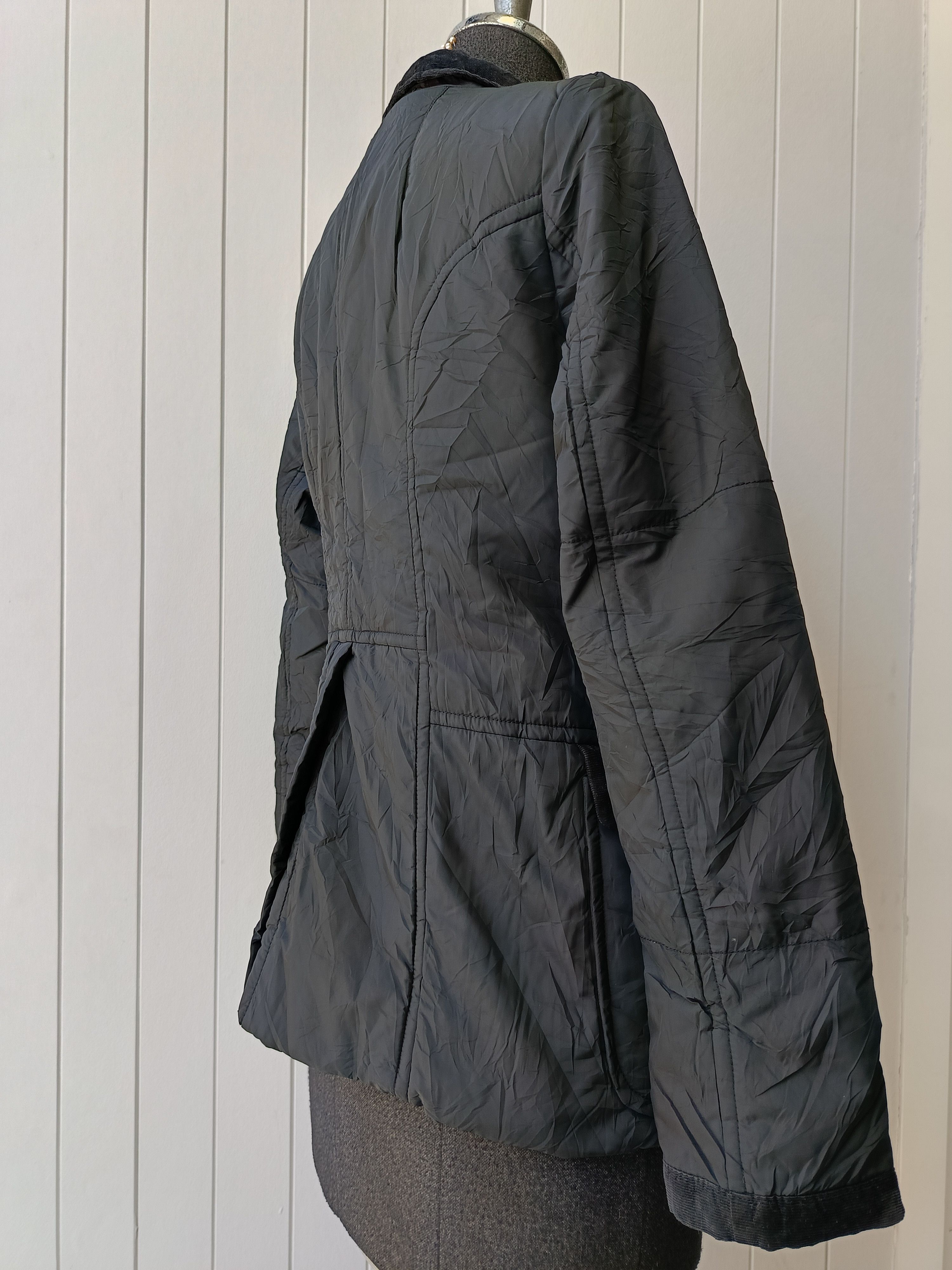 Jun Takahashi × Undercover × Uniqlo Jun Takahashi Uniqlo Undercover UU black quilted jacket Size S / US 4 / IT 40 - 7 Thumbnail