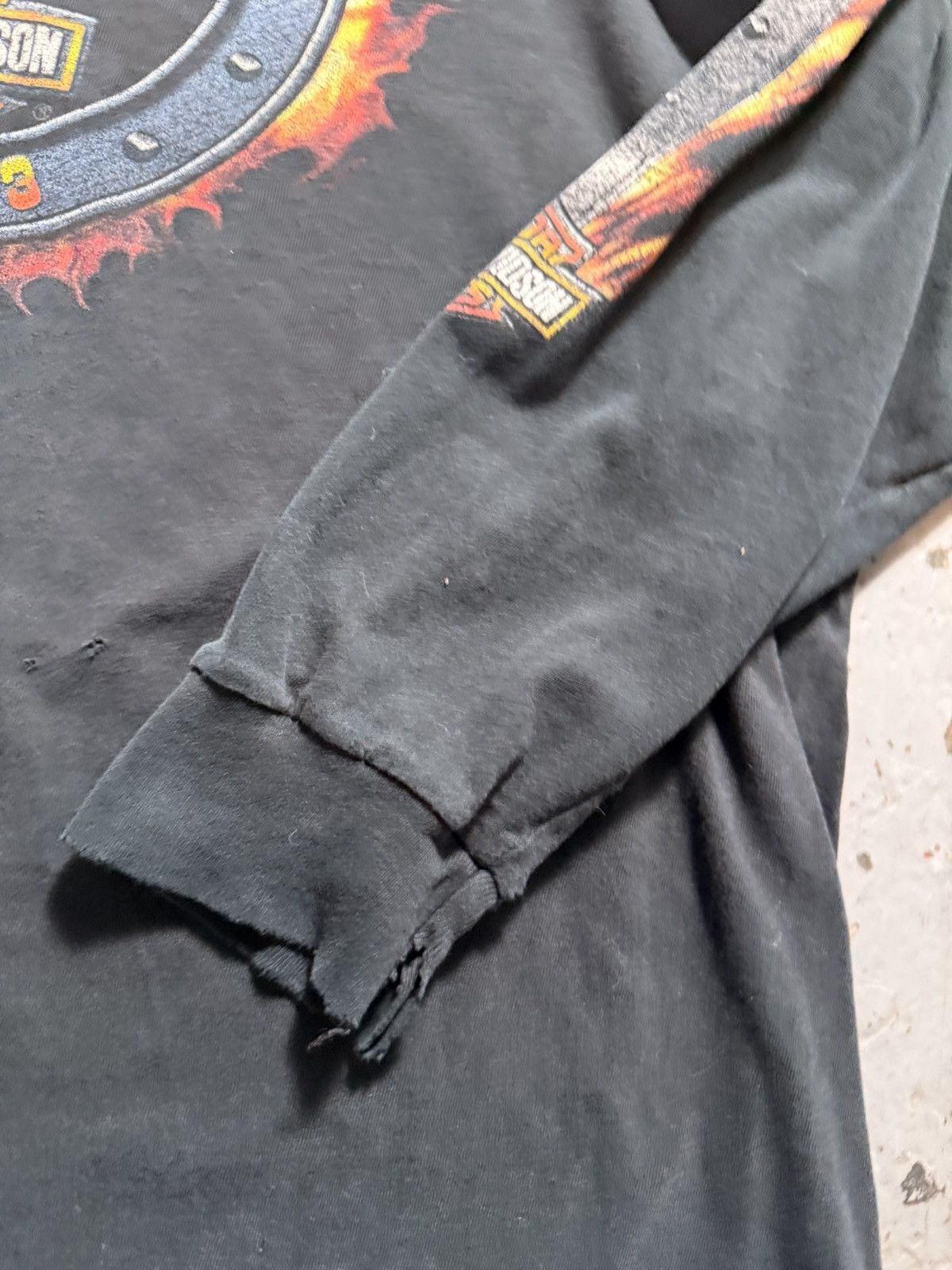 Harley Davidson Vintage Flaming Harley Davidson Longsleeve flames Tee Size US XXL / EU 58 / 5 - 4 Thumbnail