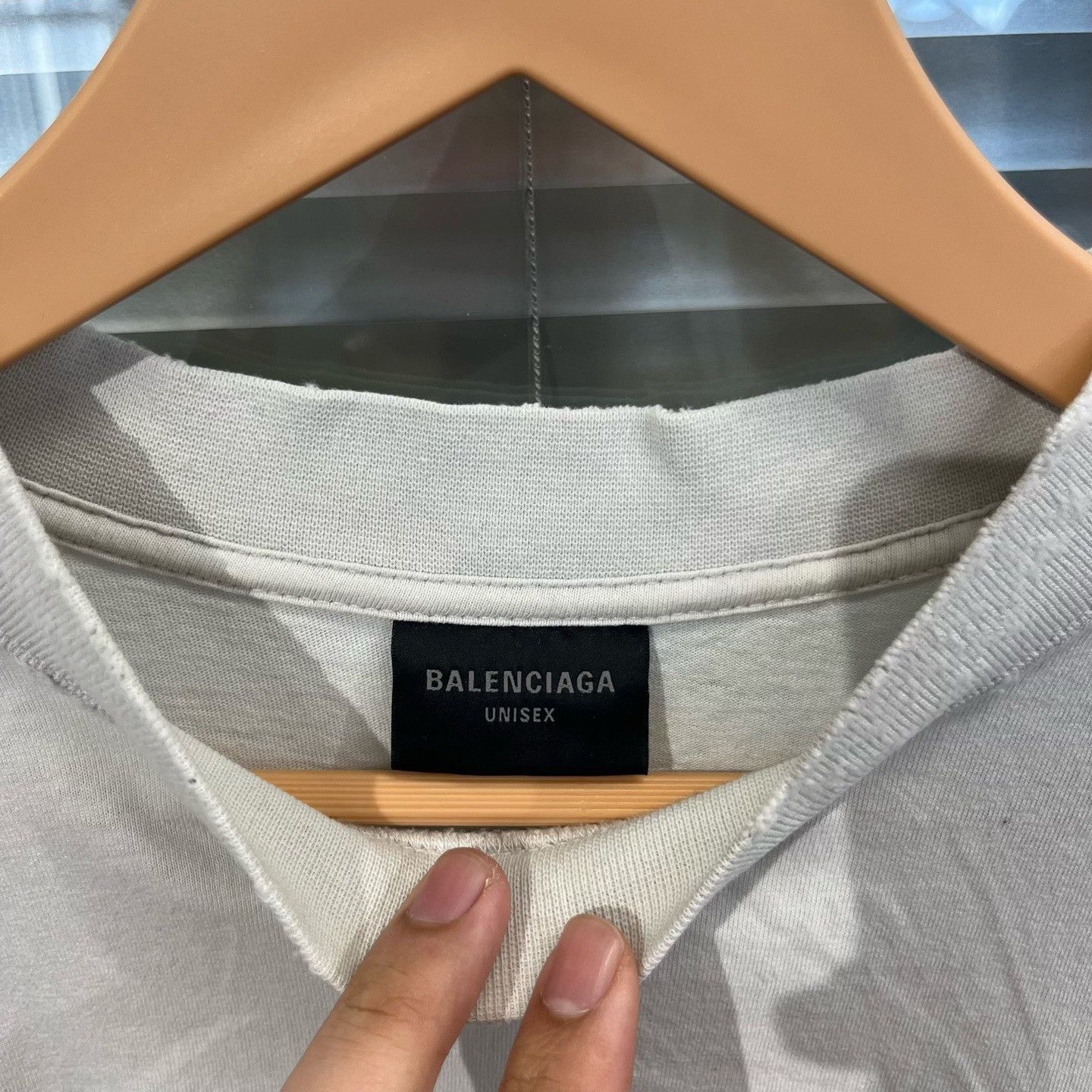 Balenciaga Balenciaga 2025 Embroidered Logo T-Shirt Beige Size US XS / EU 42 / 0 - 4 Thumbnail