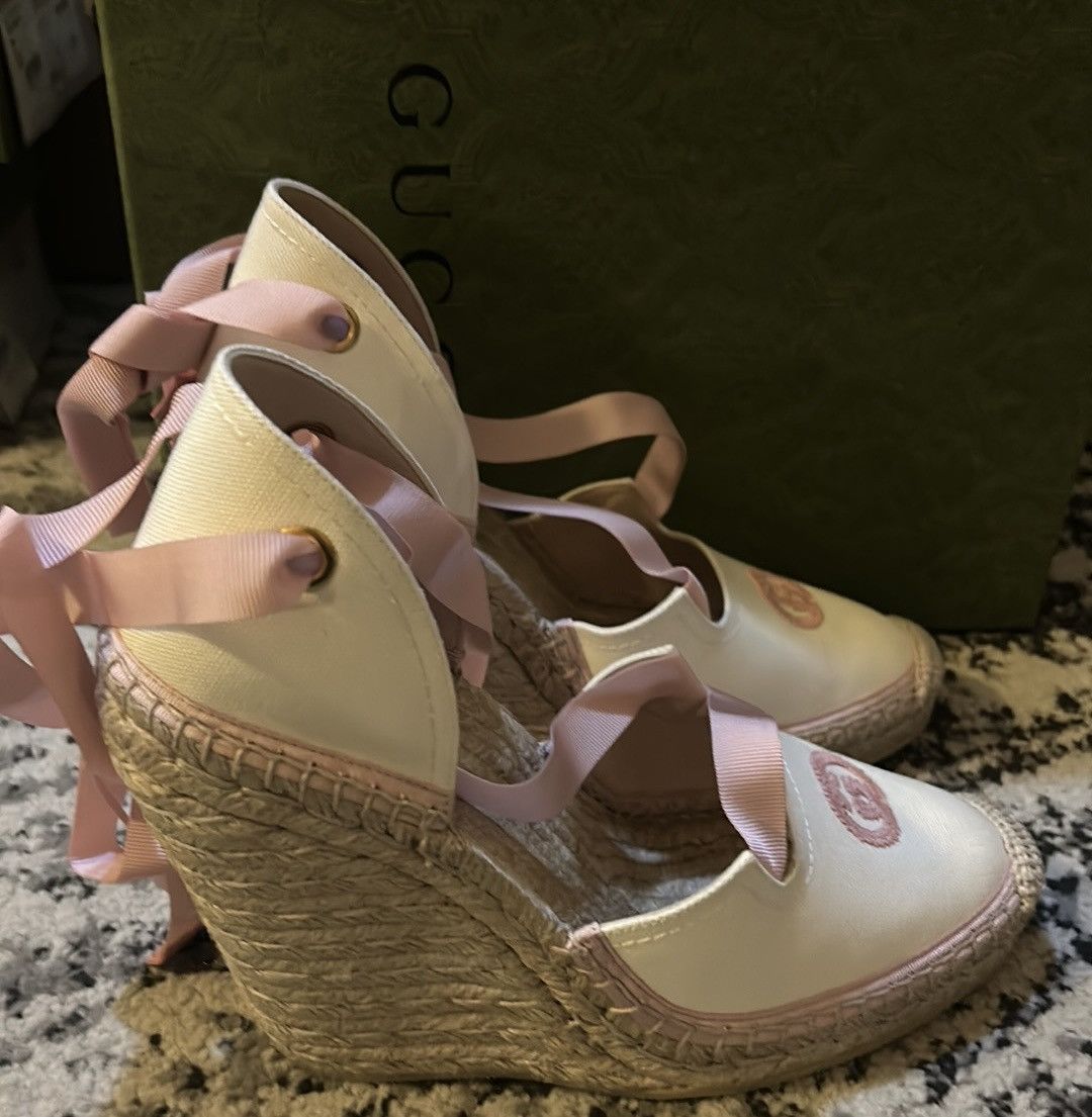 Gucci Gucci Espadrille with Ribbon Tie Size US 10 / IT 40 - 3 Thumbnail