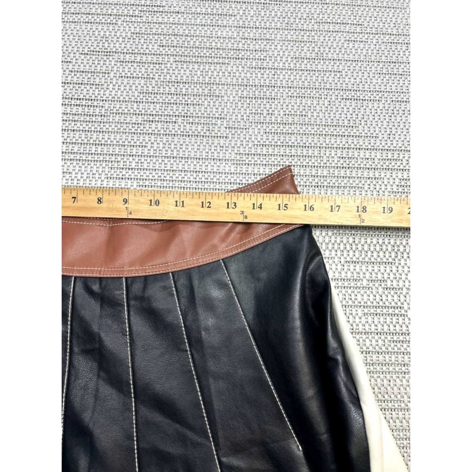 Anthropologie Anthropologie Skirt Womens 12P Black Colorblock Faux Leather Maxi Side Zip Midi? Size 34" / US 12 / IT 48 - 6 Thumbnail