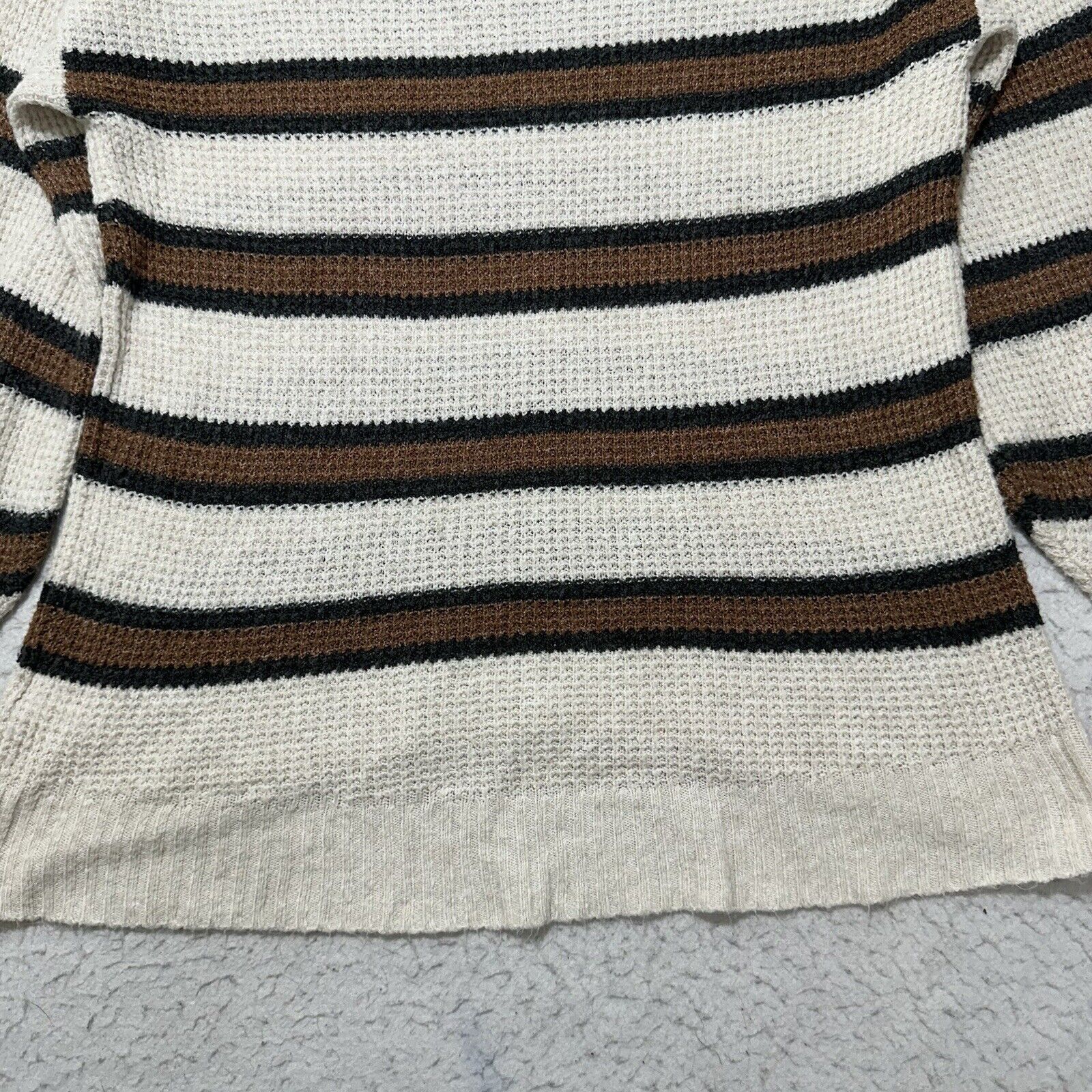 American Eagle Outfitters American Eagle Small Oversized V-Neck Cream Brown Sweater Size S / US 4 / IT 40 - 13 Thumbnail