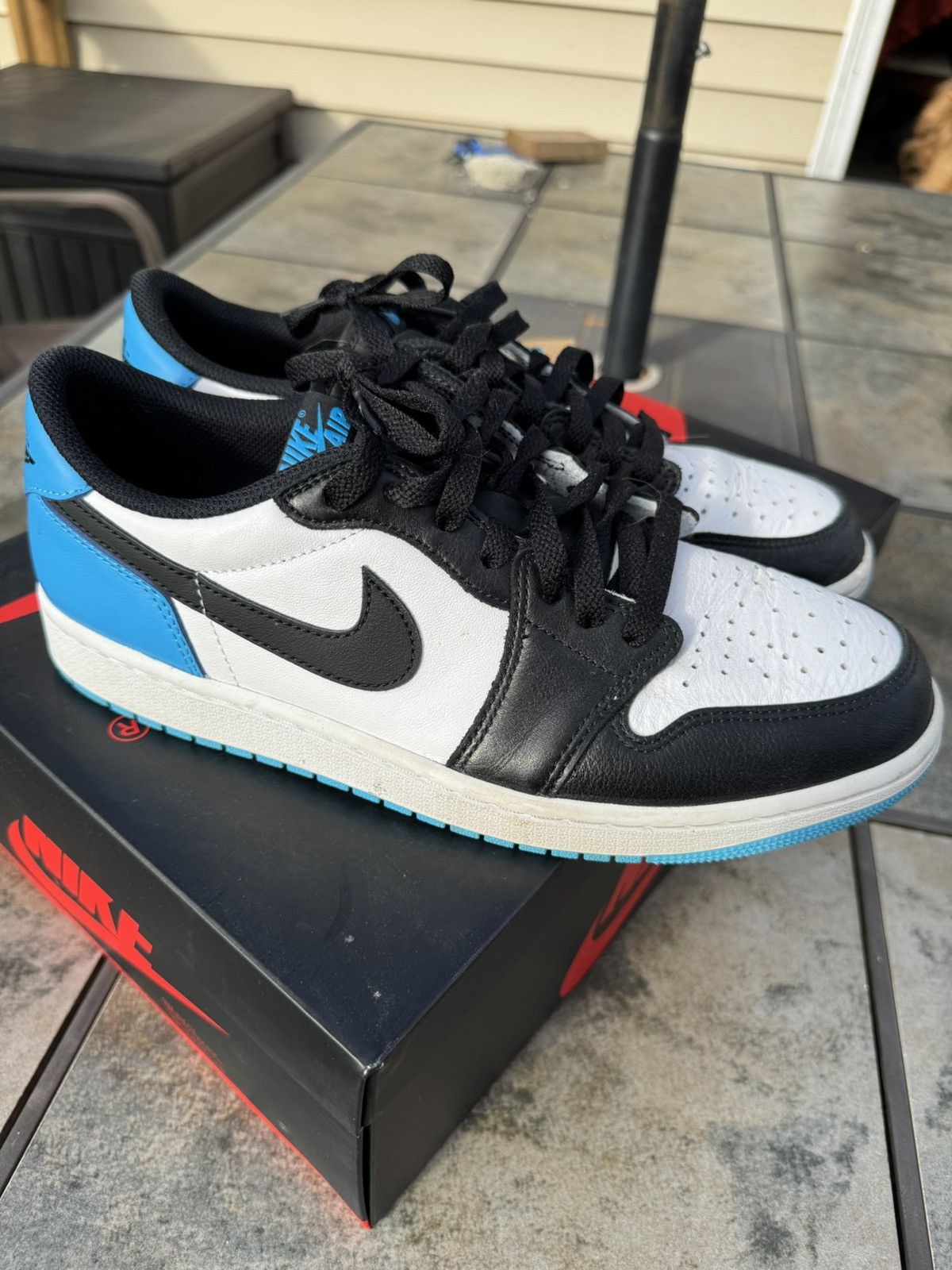 Jordan Brand × Nike Air Jordan 1 Retro Low OG 'UNC' Size US 10 / EU 43 - 2 Thumbnail